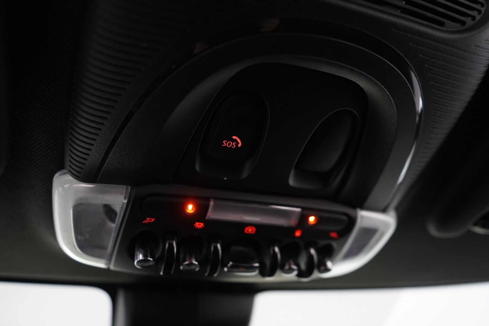 Mini Clubman 2016 Cooper SD A Business *ACC / Panorama / H&K / Nahat / KeyLessGo / HUD* - Kahdet renkaat alumiinivantein / Juuri huollettu