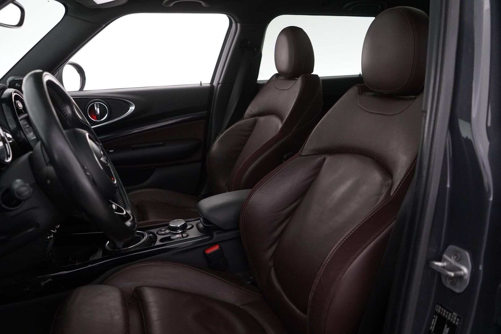 Mini Clubman 2016 Cooper SD A Business *ACC / Panorama / H&K / Nahat / KeyLessGo / HUD* - Kahdet renkaat alumiinivantein / Juuri huollettu - HULLU BLACKWEEK KORKOTARJOUS 2,49%