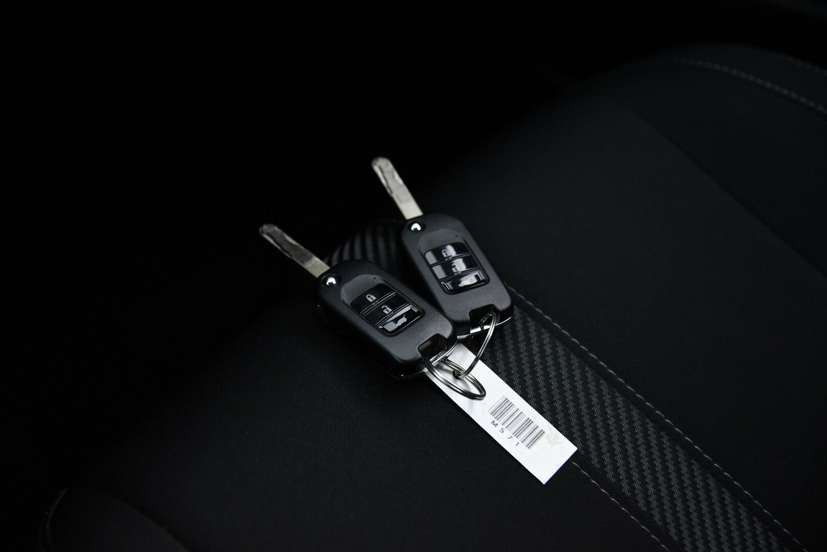 Honda Civic 2018 HB 129 hv Business AT - | Adapt.vakkari | P.kamera  | Kaistavahti | Suomi-auto | Hihna tehty 2026 | Merkkihuollettu |