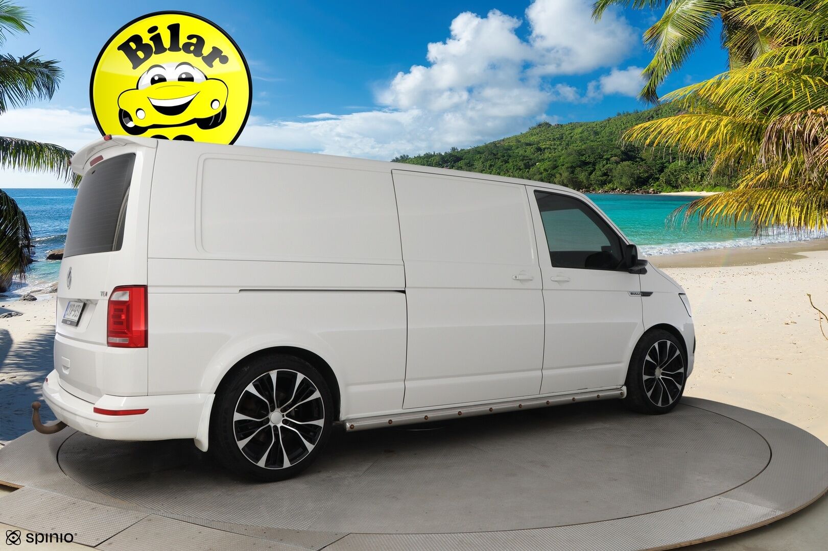 Volkswagen Transporter 2017 umpipakettiauto Pitkä 2,0 TDI 110kW DSG (FI17) BULLI * Webasto / Vetokoukku / LED / Kylkiputket & Lisävalot / Vakkari - Näyttävä / Isosti huollettu / Jakopää tehty / Juuri tullut Tampereelle!