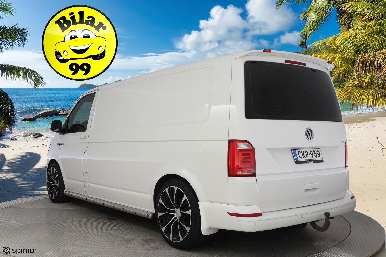 Volkswagen Transporter 2017 umpipakettiauto Pitkä 2,0 TDI 110kW DSG (FI17) BULLI * Webasto / Vetokoukku / LED / Kylkiputket & Lisävalot / Vakkari - Näyttävä / Isosti huollettu / Jakopää tehty / Juuri tullut Tampereelle!