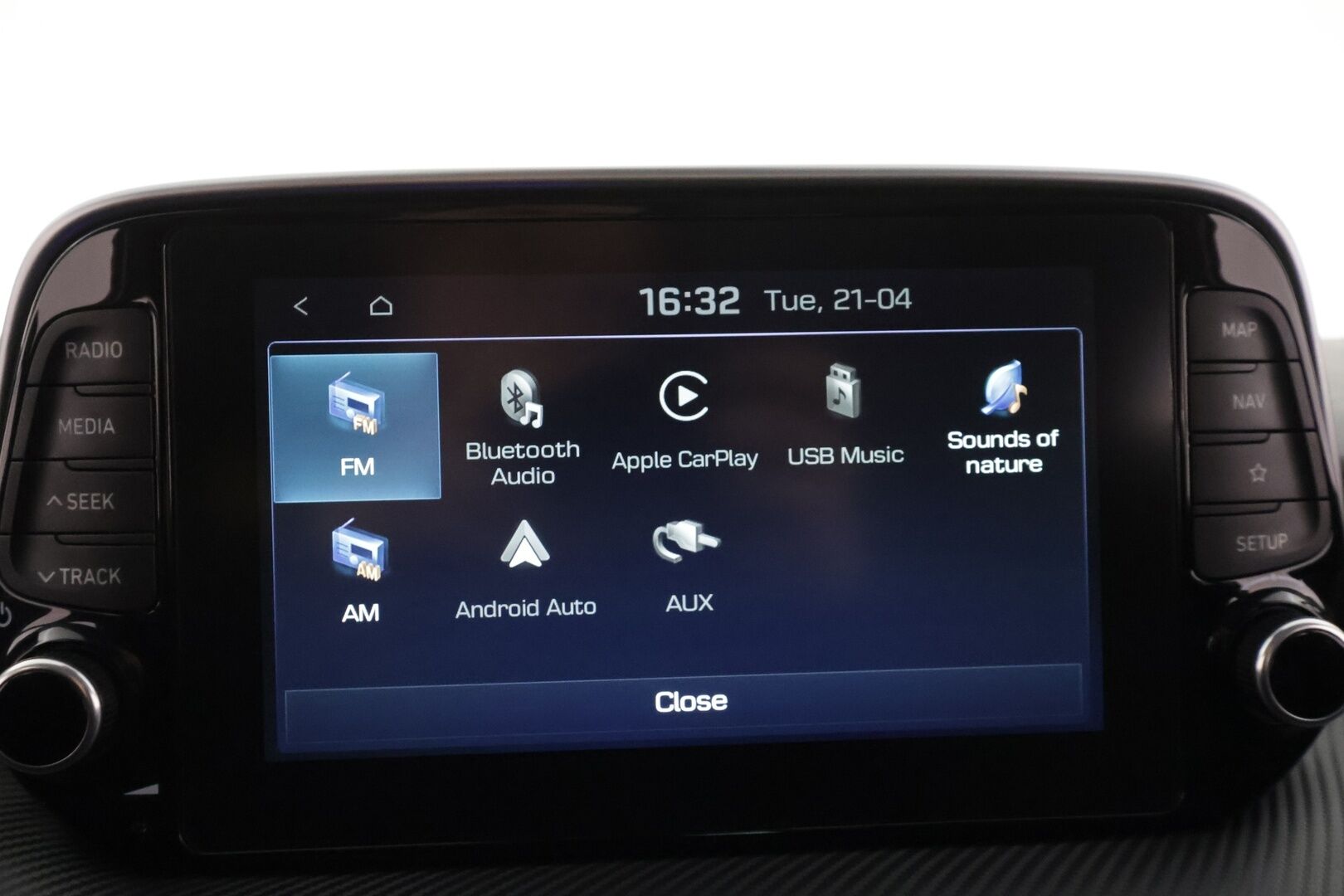 Hyundai Tucson 2020 1,6 CRDi 136 hv 48V hybrid 7-DCT-aut Comfort * Vakkari / Koukku / Lohko+Sisä / Navi / LED / Keyless / Ratinlämmitin * - P.Kamera / Suomi-auto / Kahdet renkaat aluvanteilla - HULLUT AVAJAISHULINAT KORKOTARJOUS 3,29 %