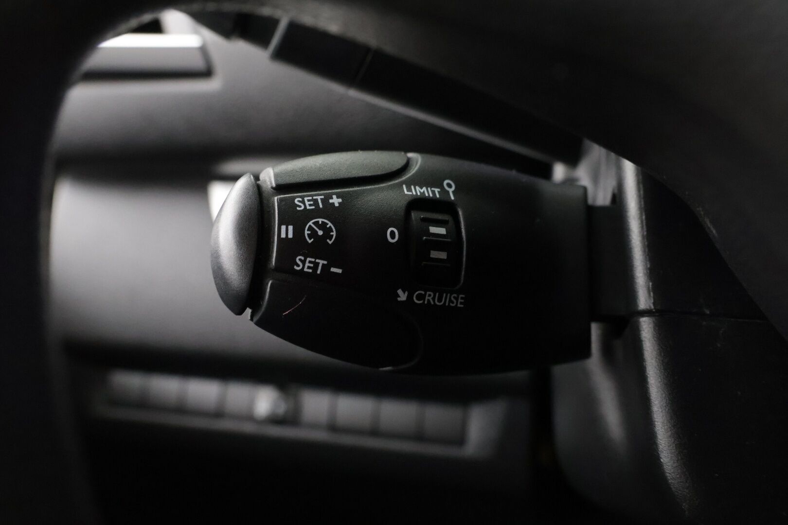 Toyota Proace Verso 2017 Active L1 1,6 D 115 - Vakkari / Kahdet renkaat / Hyvin huollettu / Vetokoukku - KORKO VAIN 3,99 %