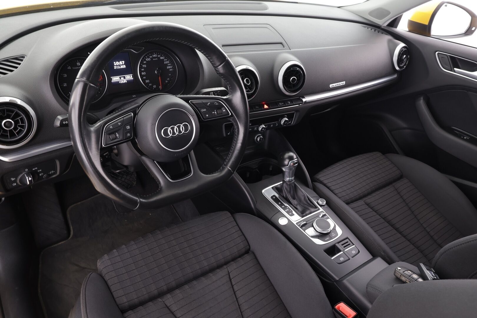 Audi A3 2017 Sportback Land of quattro Edition 2,0 TFSI 140 kW quattro S tronic * ACC / P.tutkat / Matrix LED / Webasto * - KeylessGo / Suomi-auto / Kahdet renkaat aluvanteilla - HULLU BLACKWEEK KORKOTARJOUS 2,49%