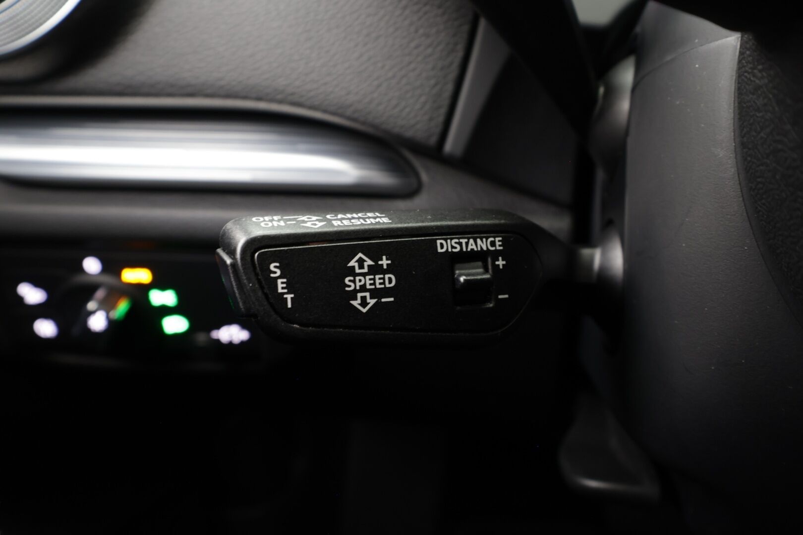 Audi A3 2017 Sportback Land of quattro Edition 2,0 TFSI 140 kW quattro S tronic * ACC / P.tutkat / Matrix LED / Webasto * - KeylessGo / Suomi-auto / Kahdet renkaat aluvanteilla - HULLU BLACKWEEK KORKOTARJOUS 2,49%