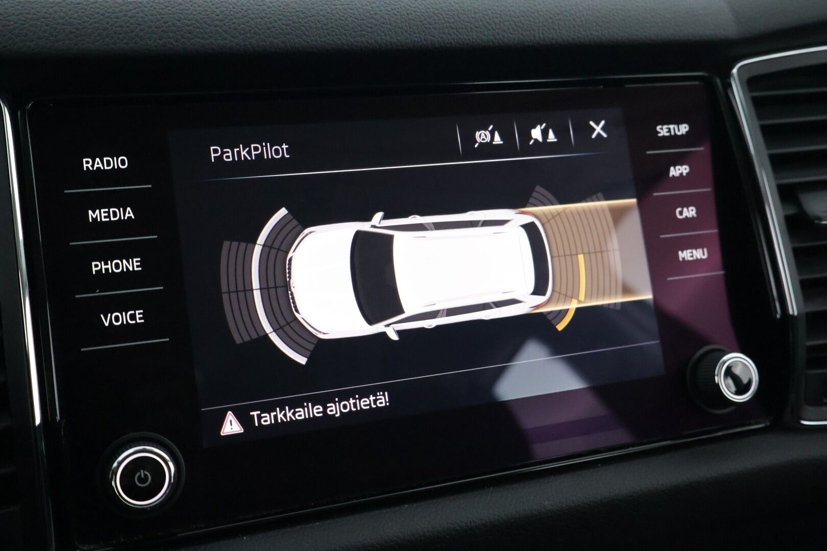 Skoda Kodiaq 2017 1,4 TSI ACT Ambition DSG Autom. / Webasto / Koukku / Tutkat / Sähkökontti - Suomi auto / Vakionopeudensäädin / AppleCarPlay / LED ajovalot / Lämmitettävä ohjauspyörä