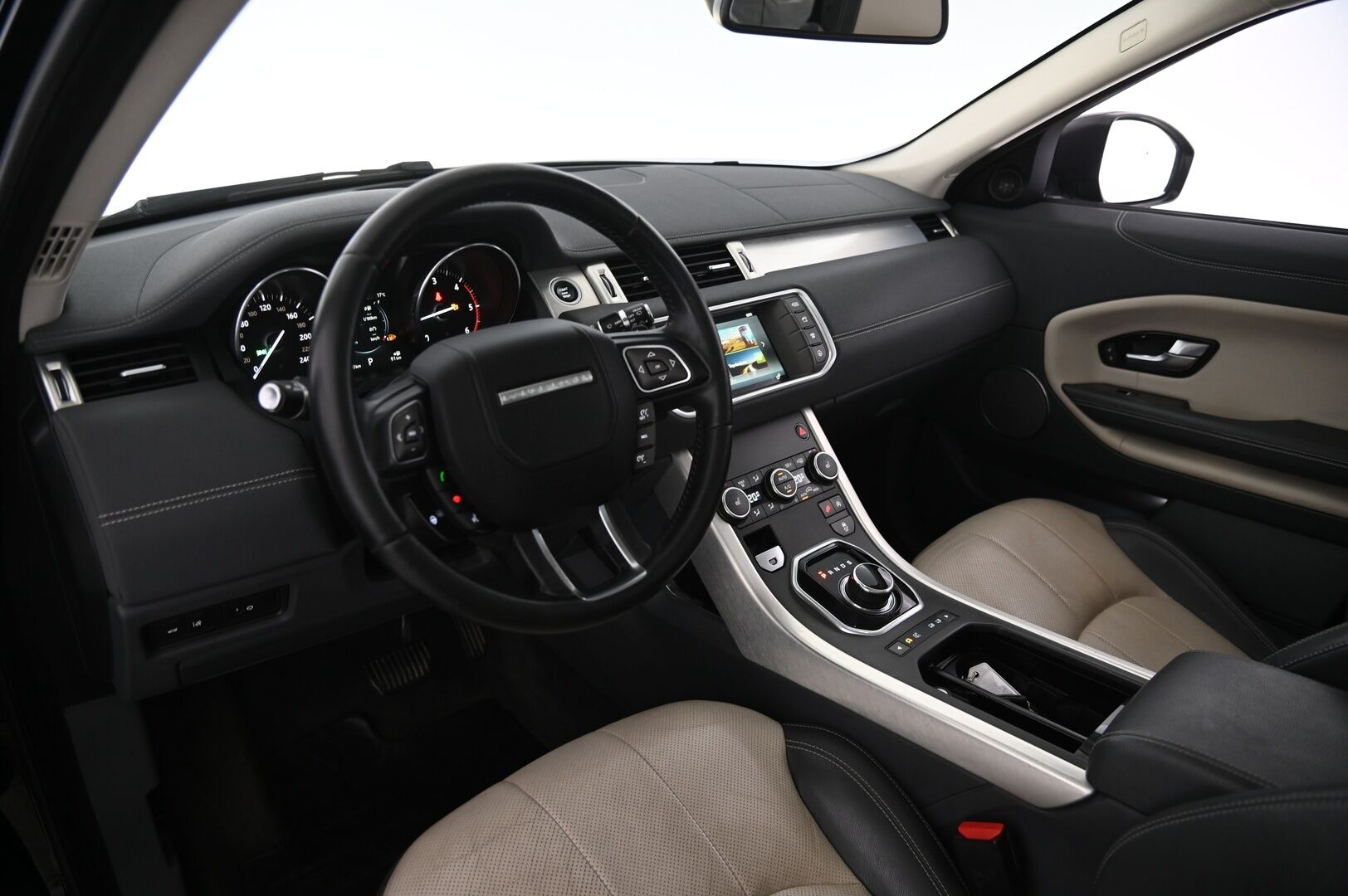 Land Rover Range Rover Evoque 2017 2,0 TD4 150 Aut SE Dynamic Business - MYYDÄÄN HUUTOKAUPAT.COM 