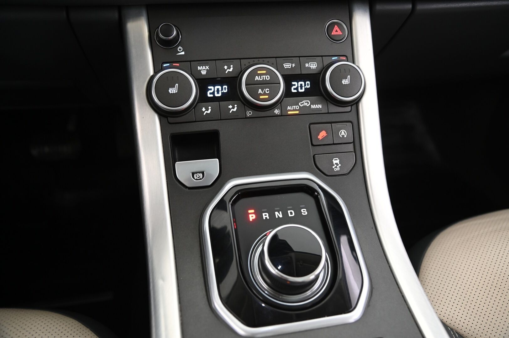 Land Rover Range Rover Evoque 2017 2,0 TD4 150 Aut SE Dynamic Business - MYYDÄÄN HUUTOKAUPAT.COM 