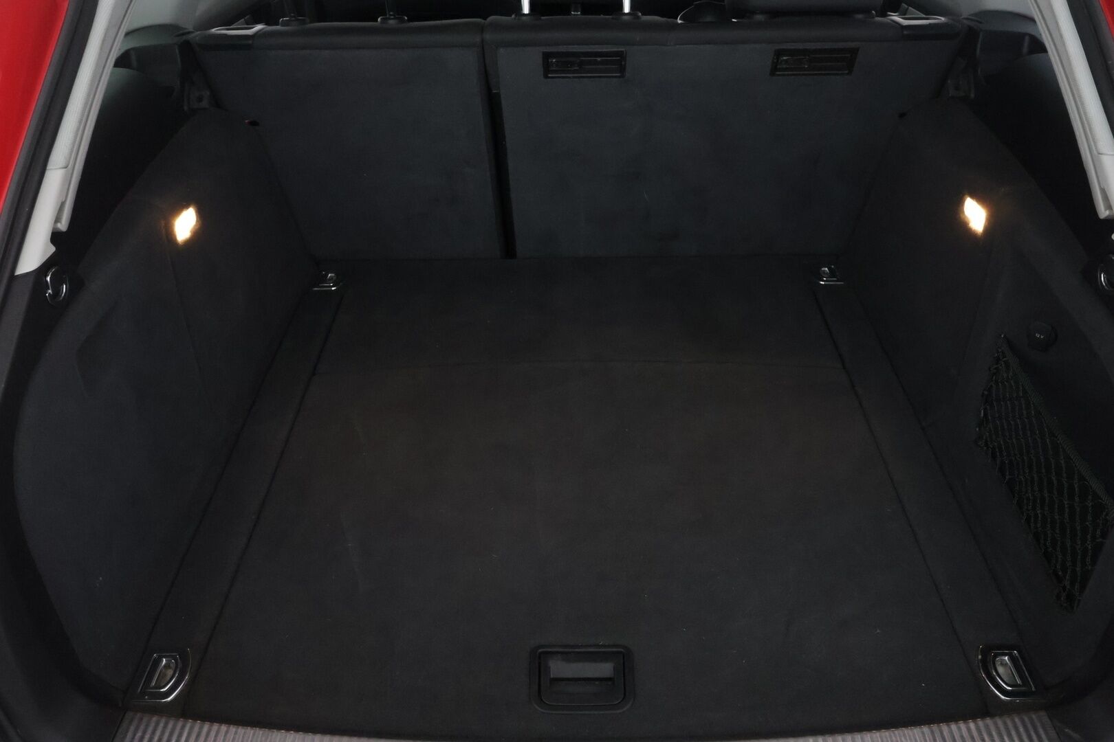 Audi A4 2012 Avant 2,0 TDI 120 kW *Myydään Huutokaupat.comissa!* - | LED | Vähän ajettu! | Siisti! | Vakkari | Keyless | Tutkat | 2x Avaimet sekä renkaat! | HUUTOKAUPAT.COM! |