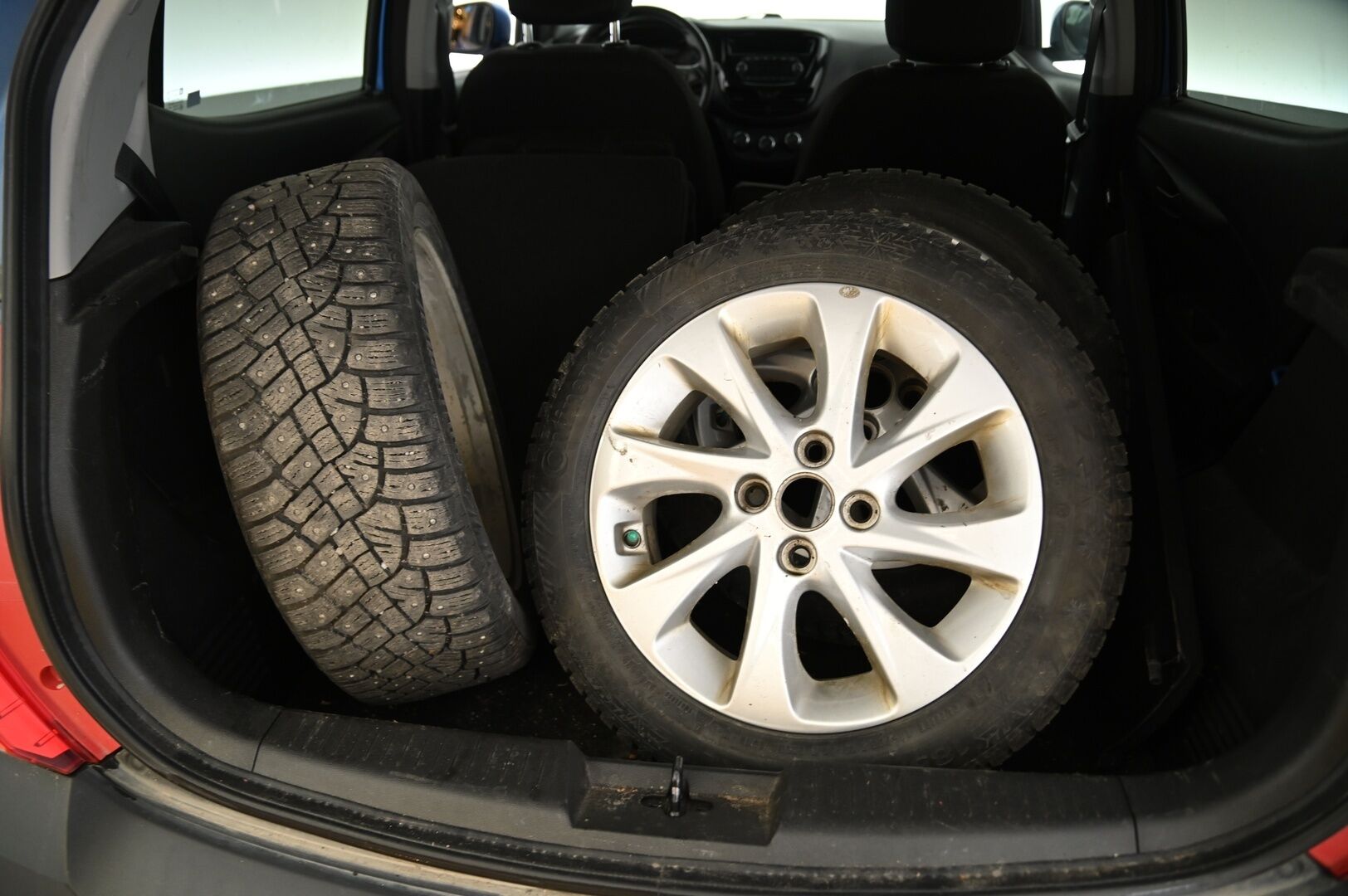 Opel Karl 2017 5-ov Rocks 1,0 ecoFLEX *Myydään Huutokaupat!*