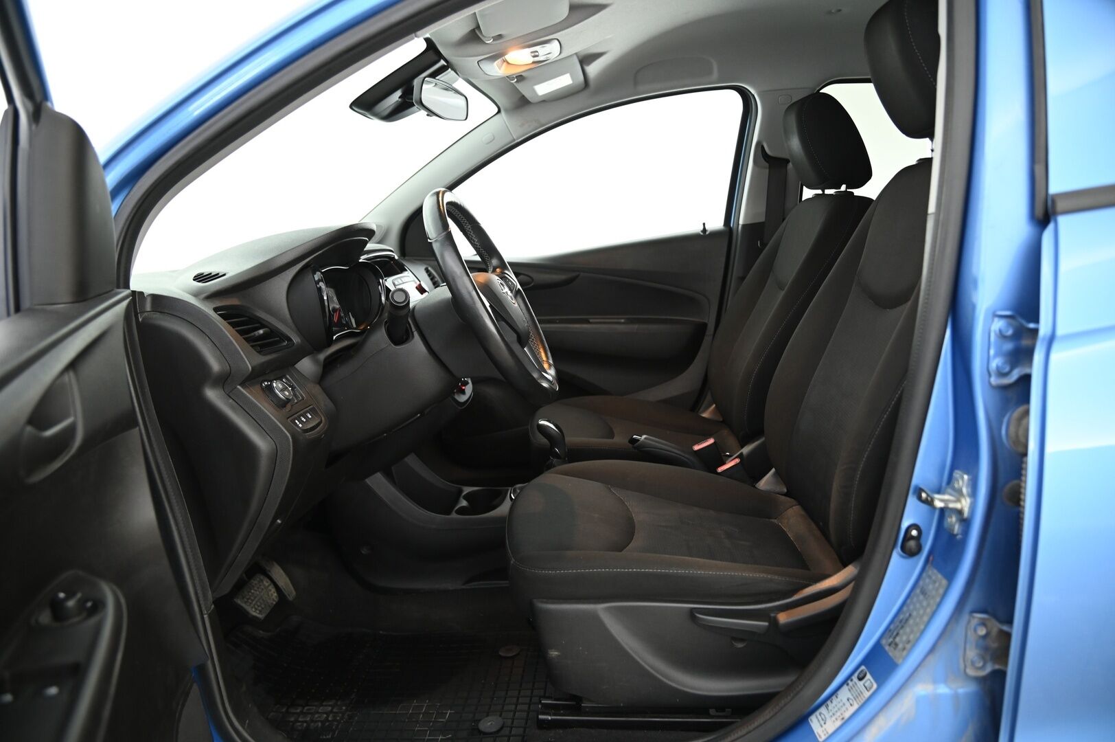 Opel Karl 2017 5-ov Rocks 1,0 ecoFLEX *Myydään Huutokaupat!*