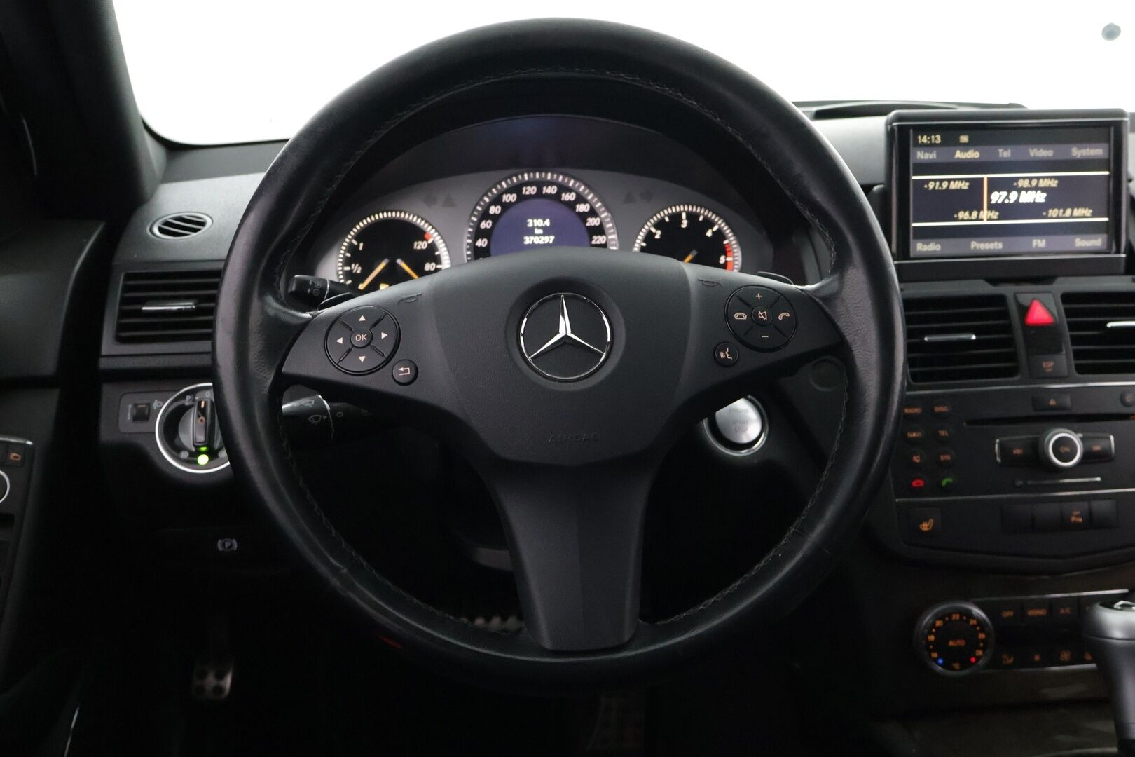 Mercedes-Benz C 2008 C 320 CDI Sedan (AA) 4ov 2987cm3 A - Myydään huutokaupat.comissa! | Vakkari | Kattoluukku | Amg styling | Hieno! - KORKO VAIN 3,99 %