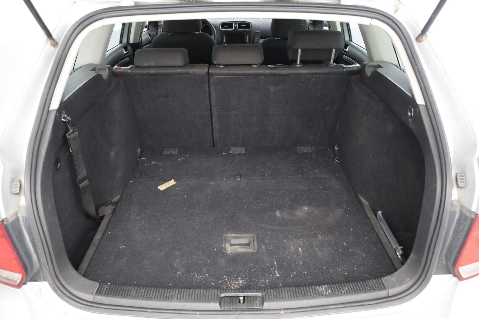 Volkswagen Golf 2010 GOLF Farmari (AC) 4ov 1598cm3 A *Myydään Huutokaupat.com*