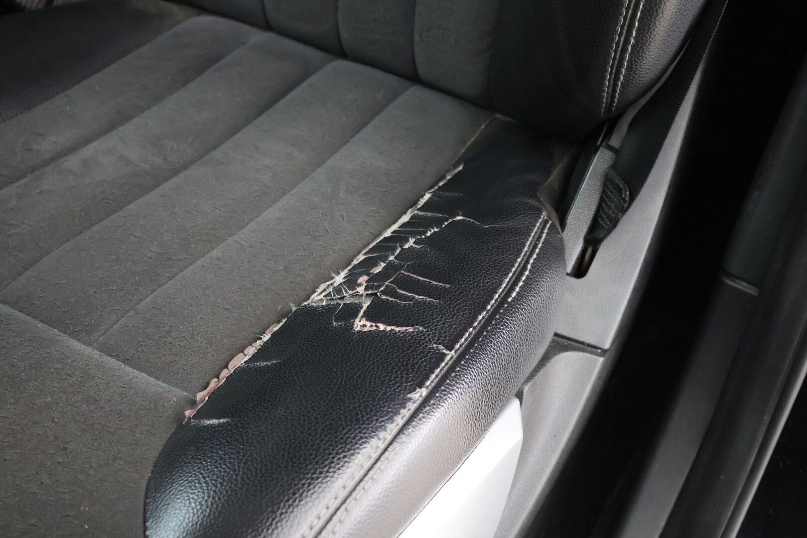 Mercedes-Benz ML 2007 320 CDI 4Matic - YritysOutlet - Myydään vain yrityksille - Vetokoukku | Bi-xenon | Sähköpenkki | Kattoluukku