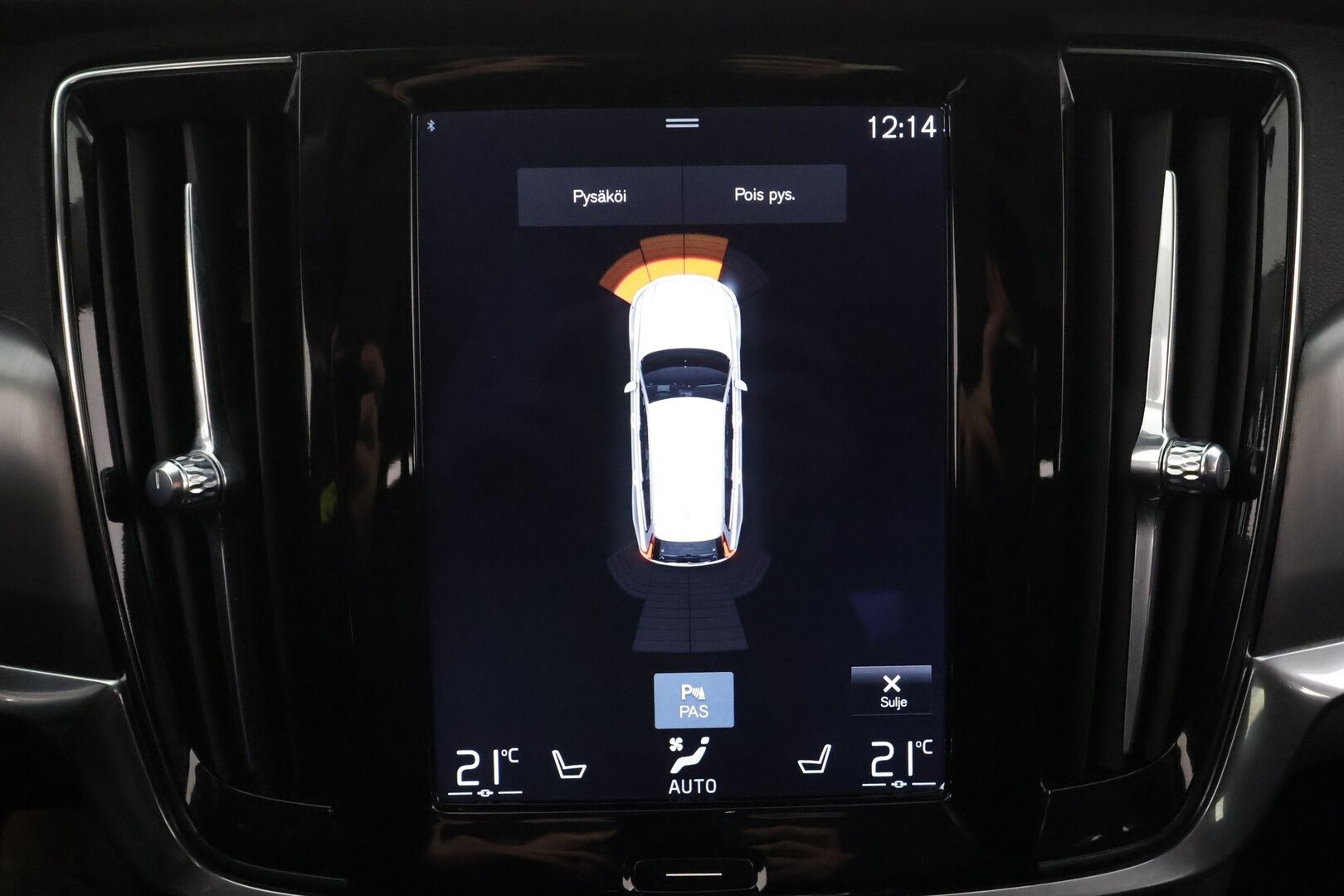 Volvo V90 2017 D4 Momentum aut - Webasto | ACC | LED | P.Tutkat | Kaistavahti | Keyless | 2x renkaat&alumiinivanteet
