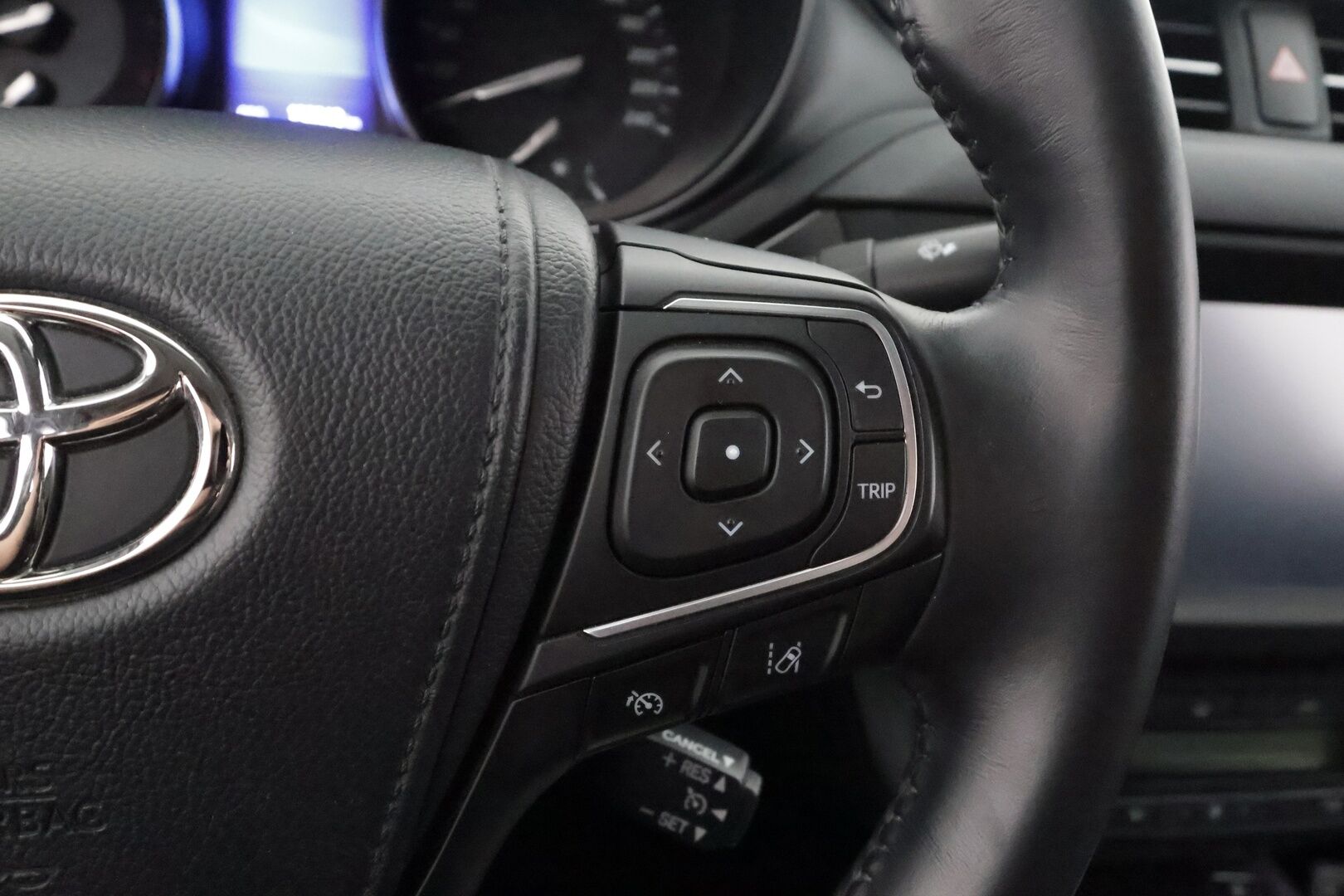 Toyota Avensis 2018 1,8 Valvematic Active Edition Sedan Multidrive S - | Juuri katsastettu || Vakkari | Lohko | Xenon | P.Kamera |  Navi | Suomi-auto | Kahdet Renkaat |