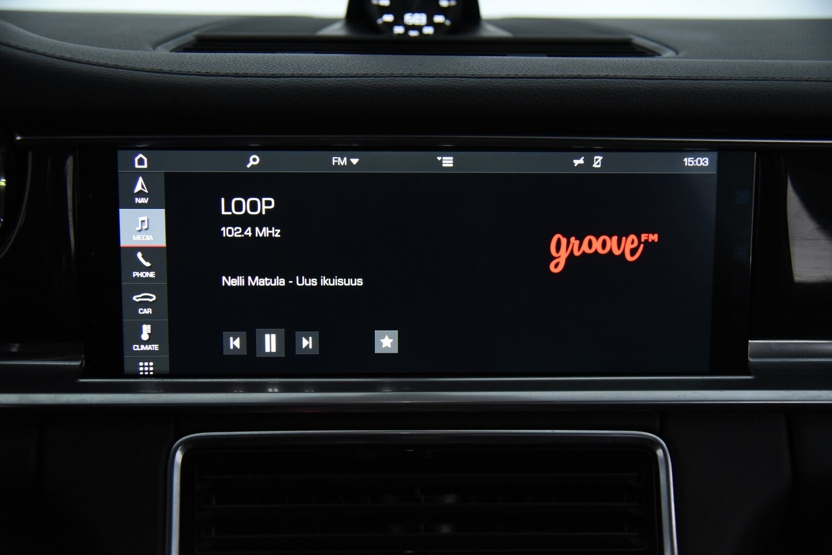 Porsche Panamera 2018 4 E-Hybrid Sport Turismo // Suomi-Auto / BOSE / Panorama / Matrix / 14-Penkit / Keyless - Merkkihuollettu / 2x merkkirenkaat