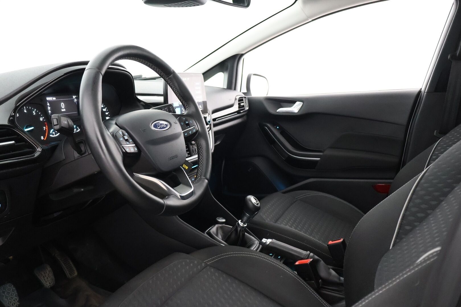 Ford Fiesta 2018 1,0 EcoBoost 100hv M6 Titanium 5-ovinen - Suomi auto | Panorama | B&O | Vakkari | Apple & Android yhteys