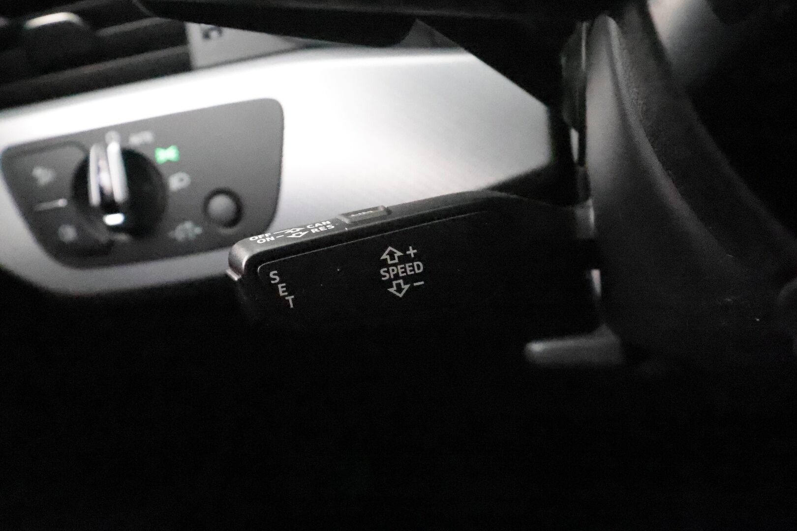 Audi A5 2018 Sportback Business Sport Comfort Edition 1,4 TFSI 110 kW S tronic * Webasto / Koukku / Matrix / P.Tutkat / Navi * - Hyvin huollettu / Sportpenkit / Digimittaristo / Kahdet renkaat aluvanteilla