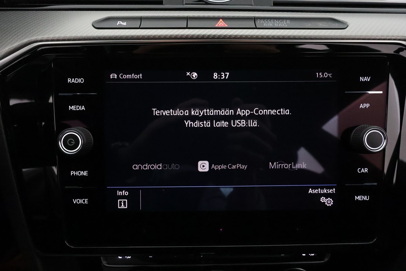 Volkswagen Arteon 2018 R-Line 2,0 TSI 206 kW (280 hv) 4MOTION DSG-autom. **Webasto / Koukku / adapt.Vakkari / Matrix-LED / P. Tutkat / Navi** - Kaistavahti / Digimittaristo / KeylessGO / 2x Renkaat