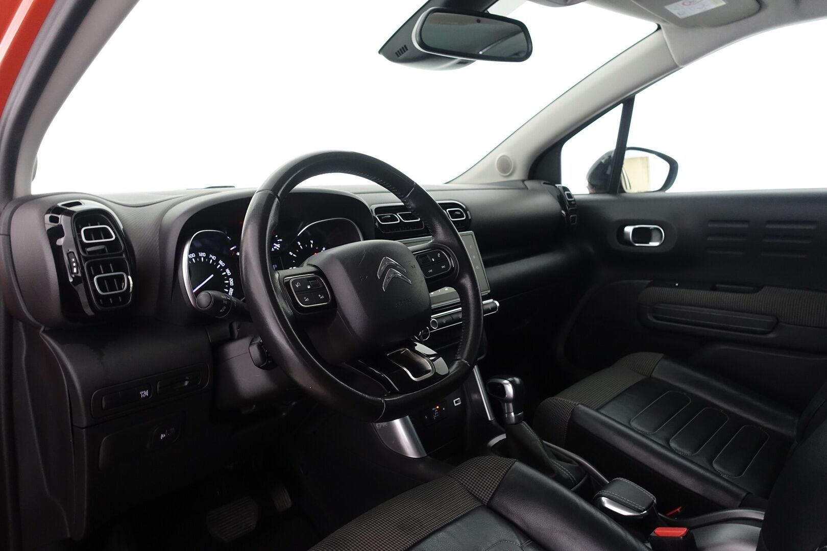 Citroen C3 Aircross 2018 PureTech 110 Feel Automaatti - | MYYDÄÄN HUUTOKAUPAT.COM | Kattoluukku | Bluetooth | Vakkari | Kahdet vanteet | Hyvin huollettu ja siisti! | 