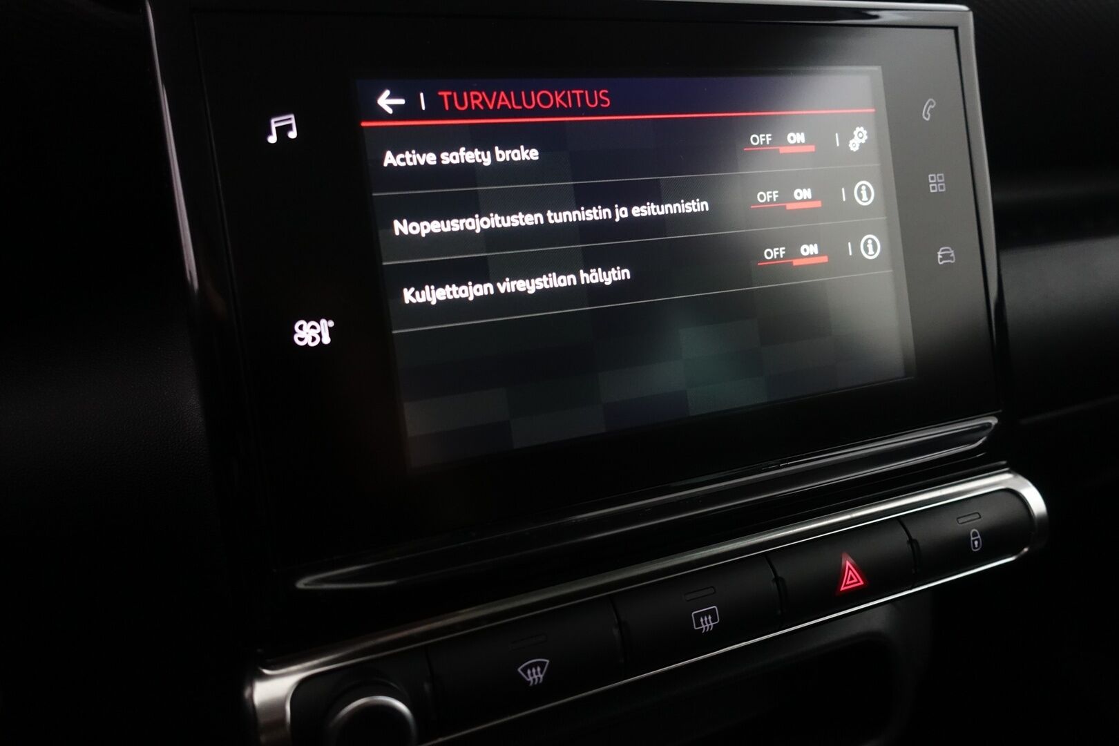 Citroen C3 Aircross 2018 PureTech 110 Feel Automaatti - | MYYDÄÄN HUUTOKAUPAT.COM | Kattoluukku | Bluetooth | Vakkari | Kahdet vanteet | Hyvin huollettu ja siisti! | 