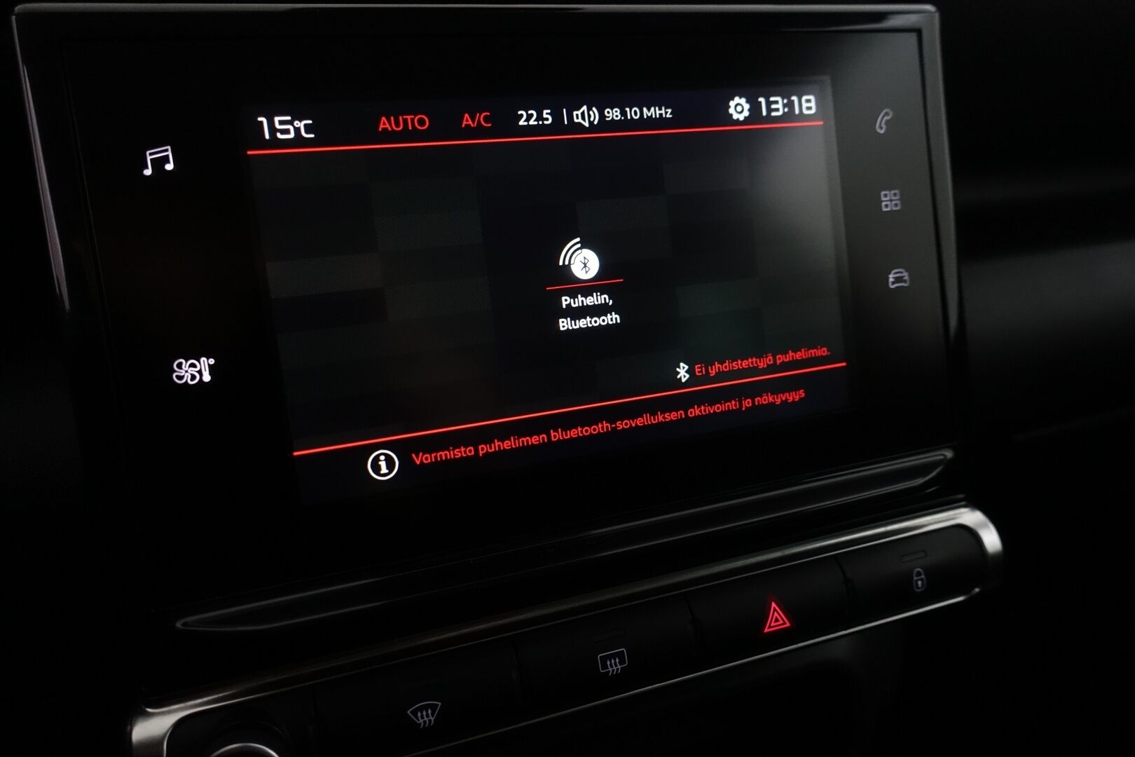 Citroen C3 Aircross 2018 PureTech 110 Feel Automaatti - | MYYDÄÄN HUUTOKAUPAT.COM | Kattoluukku | Bluetooth | Vakkari | Kahdet vanteet | Hyvin huollettu ja siisti! | 