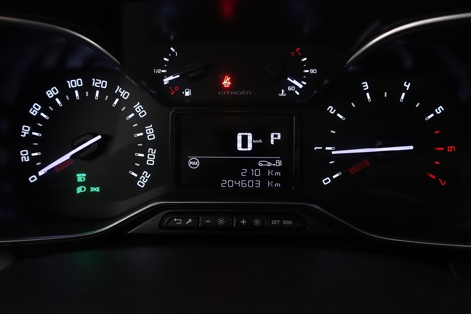 Citroen C3 Aircross 2018 PureTech 110 Feel Automaatti - | MYYDÄÄN HUUTOKAUPAT.COM | Kattoluukku | Bluetooth | Vakkari | Kahdet vanteet | Hyvin huollettu ja siisti! | 