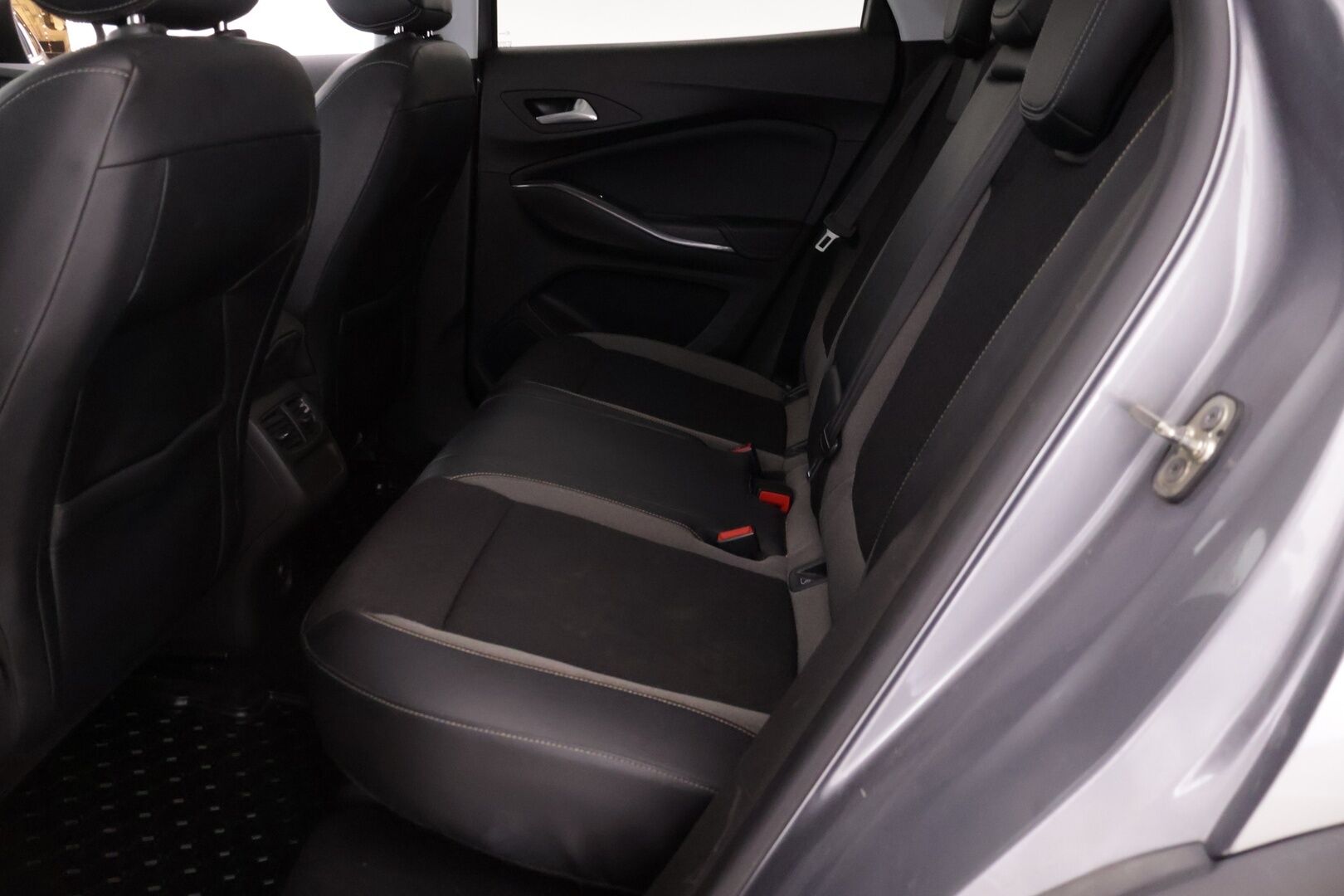 Opel Grandland X 2018 Enjoy 1,6 CDTI Start/Stop 88 kW AT6 - Hihna vaihdettu | Koukku | Tutkat | Lohko | Vakkari | Ratinlämmitin | Lasinlämmitin | Puolinahat 
