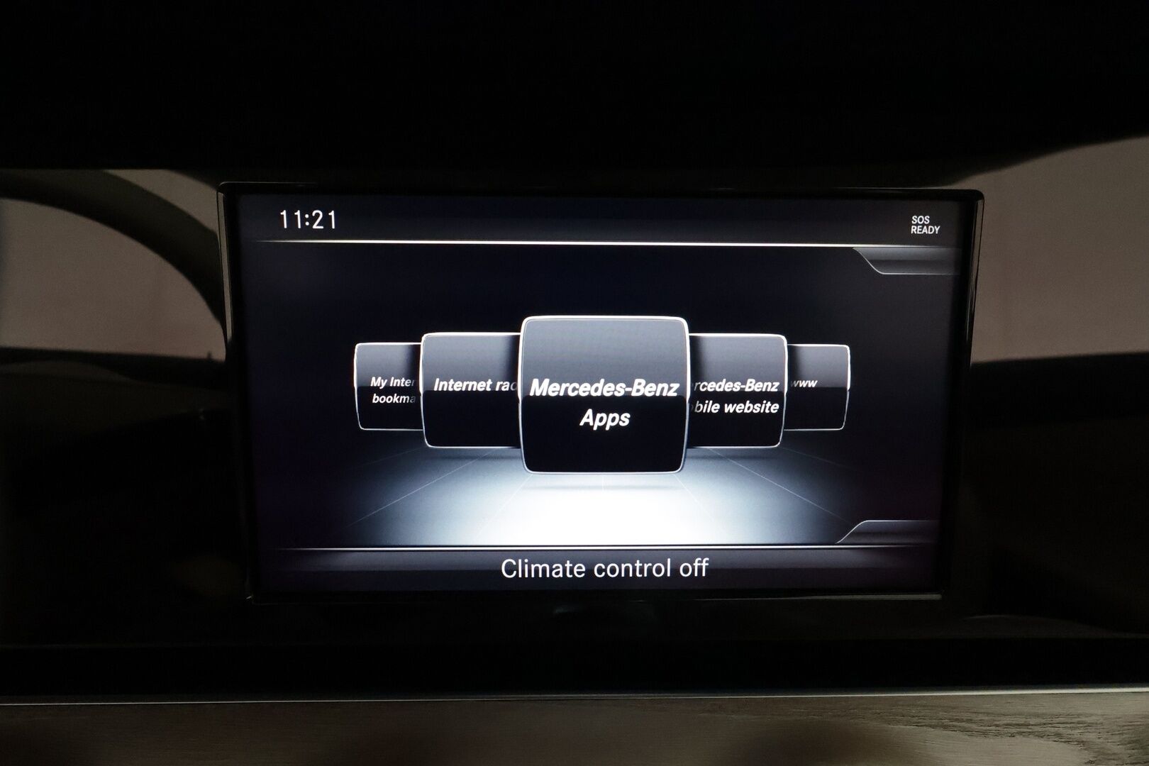 Mercedes-Benz E 2018 300 A Coupé Business AMG **Multibeam / 360° Kamera / Sporttinahat Muistilla / Katveavustin / Sisätilanlämmitin** - Suomi-auto / huippusiisti yksilö! - HULLUT JOULUT KORKOTARJOUS 2,49% 