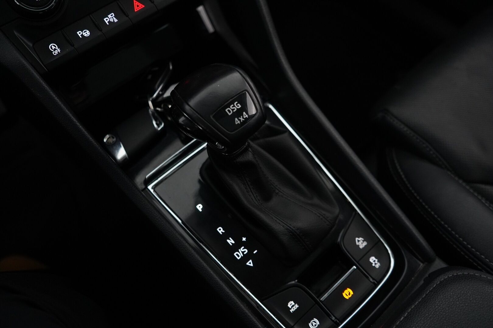 Skoda Kodiaq 2018 2,0 TSI 4x4 Exclusive DSG Autom. - Adapt.Vakkari / 360-Kamera / Webasto / 7-Paikkainen / Canton / Ilmastoidut penkit / Koukku