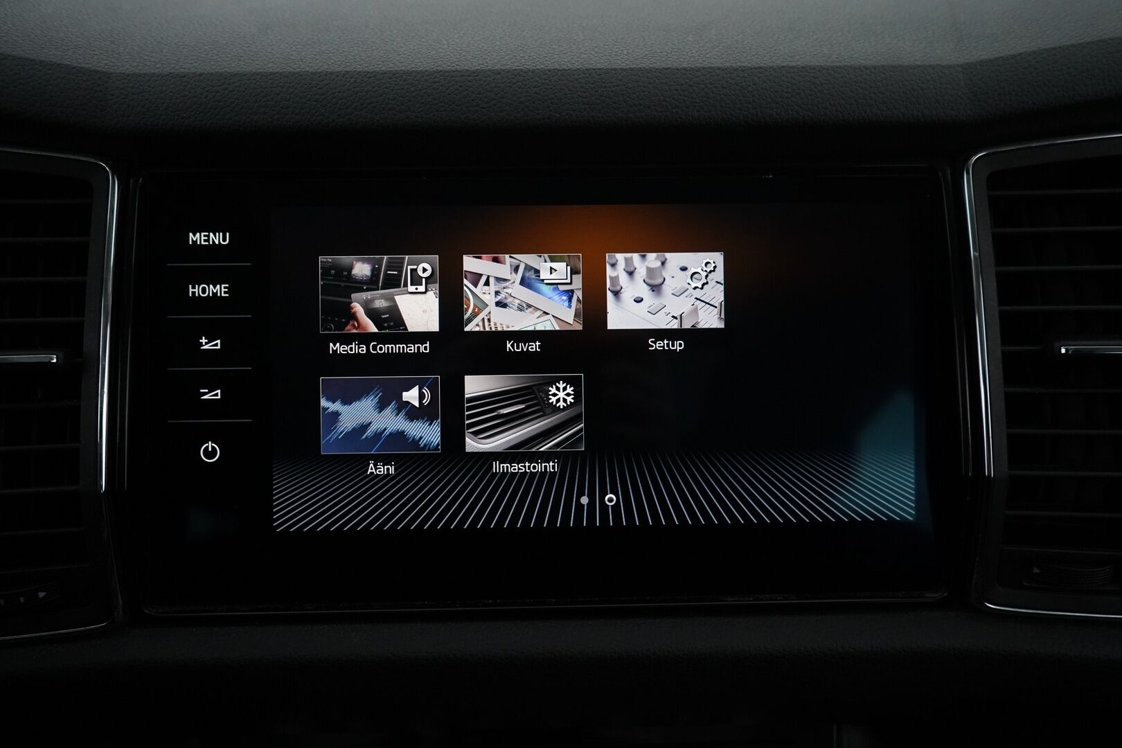 Skoda Kodiaq 2018 2,0 TSI 4x4 Exclusive DSG Autom. - Adapt.Vakkari / 360-Kamera / Webasto / 7-Paikkainen / Canton / Ilmastoidut penkit / Koukku