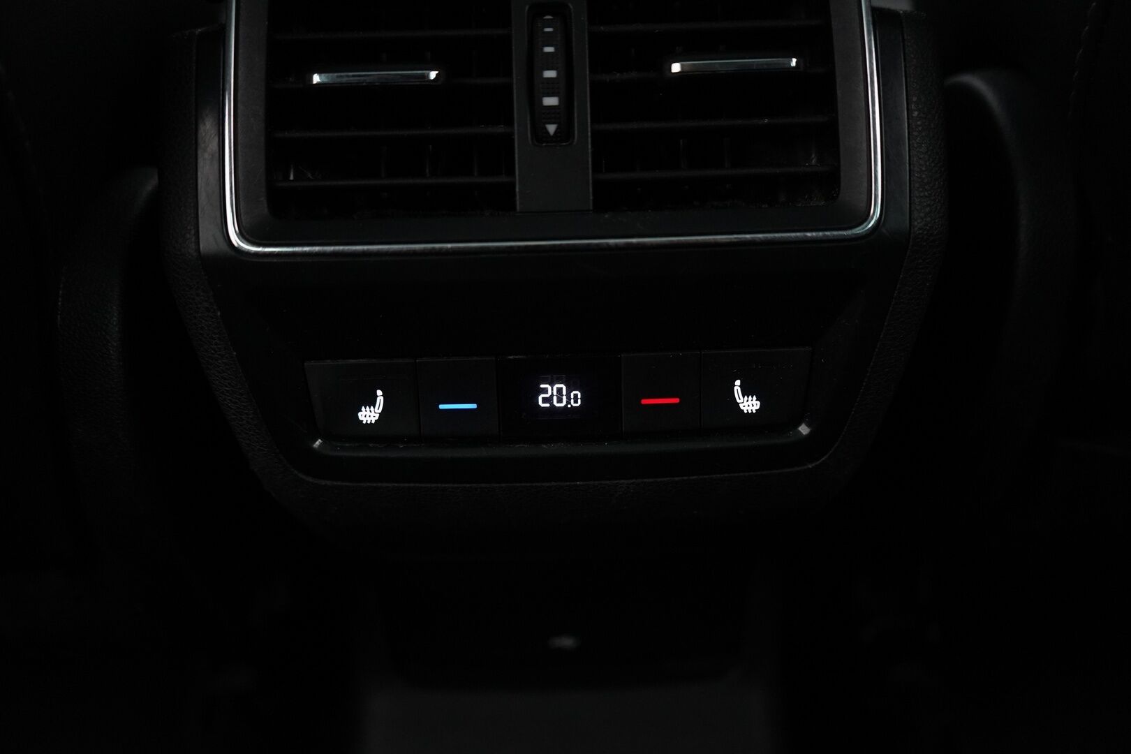 Skoda Kodiaq 2018 2,0 TSI 4x4 Exclusive DSG Autom. - Adapt.Vakkari / 360-Kamera / Webasto / 7-Paikkainen / Canton / Ilmastoidut penkit / Koukku