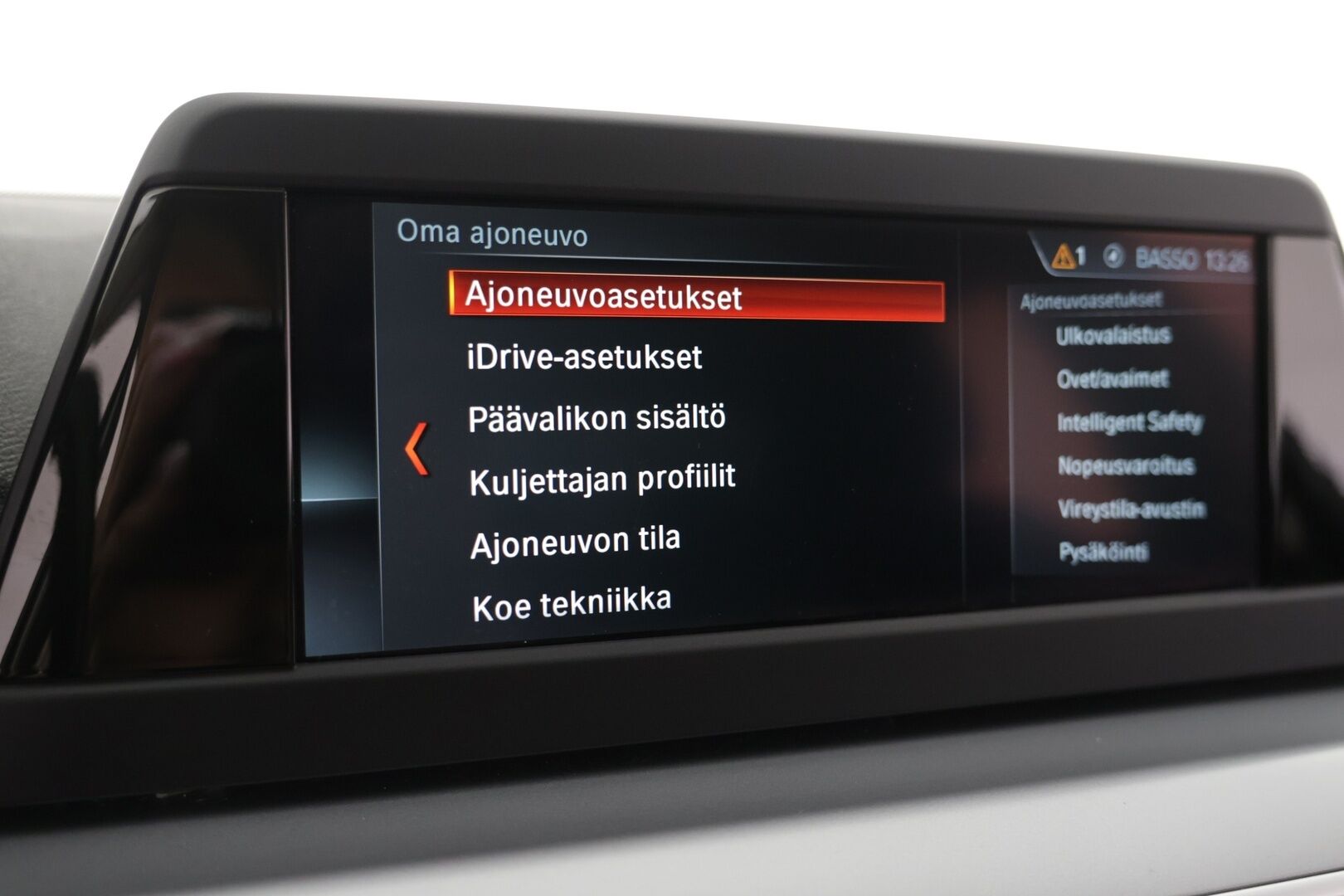 BMW 520 2018 G30 Sedan 520d A Business - *Vakkari / Tutkat / Bluetooth*