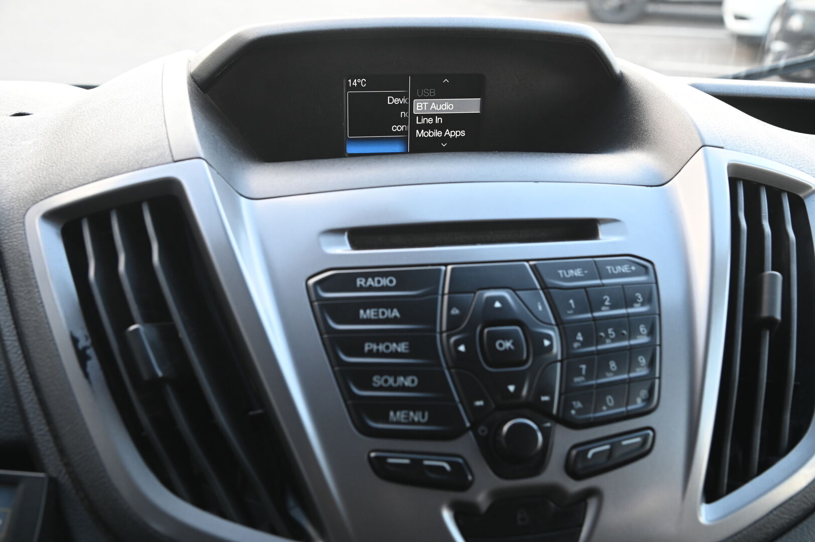 Ford Transit 2018 Van 350 2,0 TDCi 130 hv M6 Neliveto Trend L3H3 2+3 Jatko-ohjaamo - Sorsan 2+3 Jatko-ohjaamo | Webasto | Invertteri | 1.omisteinen | P*kamera | Suomi-auto | Isolla rahalla huollettu!