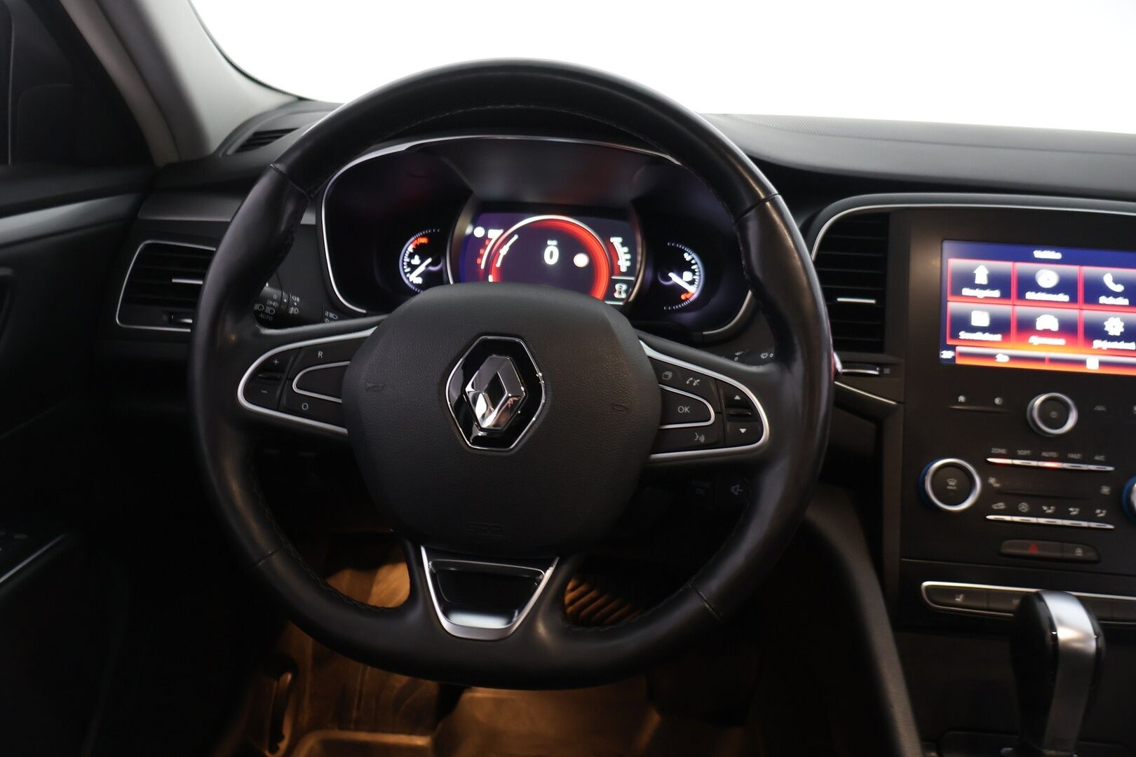 Renault Talisman 2017 Sport Tourer dCi 110 EDC-aut Navi Style - Suomi-auto | Vakkari | Lohko | KeyLess | Tutkat 