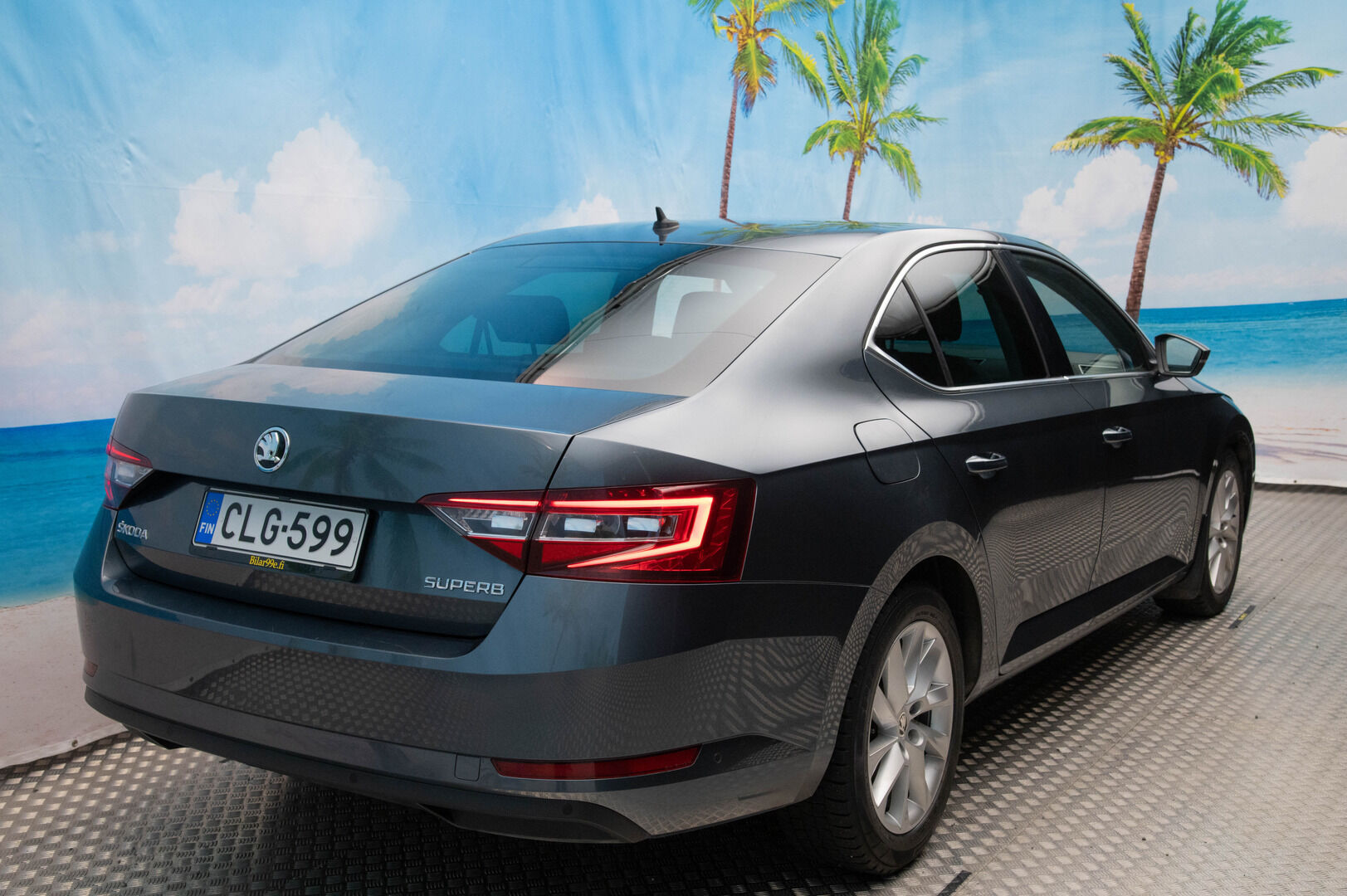 Skoda Superb 2016 2,0 TDI 190 Style DSG Autom. * Webasto / Muistipenkki / Nahka-alcantara sisusta / Adapt. Vakkari / Ambient light / Canton / Sähkökontti * - * CarPlay / Keyless / P-Tutkat / Adapt. LED / Sähkökoukku *