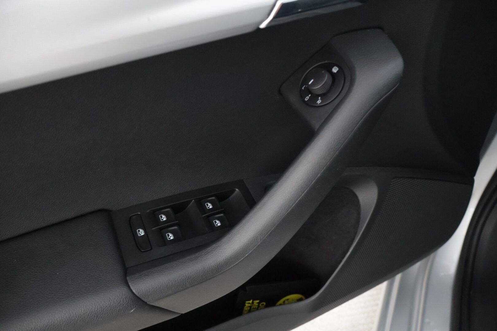 Skoda Octavia 2017 Combi 1,0 TSI Ambition *Suomi-auto / Webasto / Bluetooth / P-Tutka takana / Vakkari * - * Todella raikas ja käytännöllinen Suomi-Auto! *