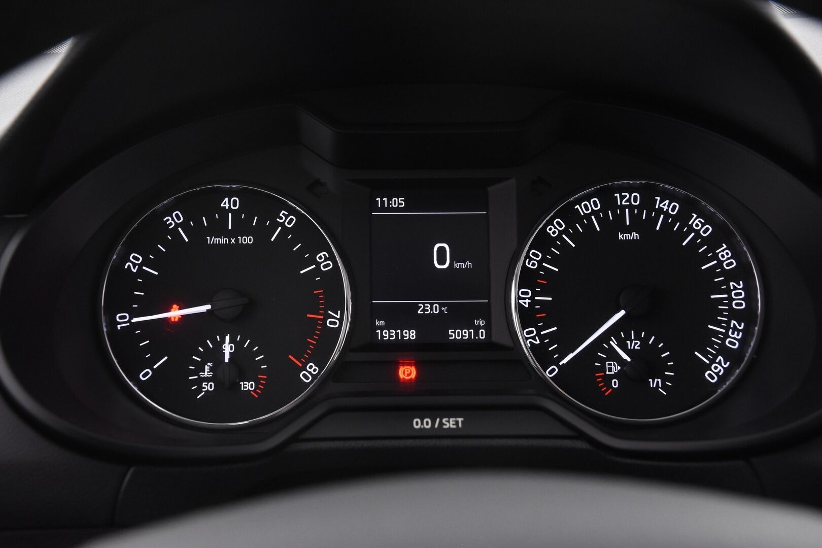 Skoda Octavia 2016 Combi 1,0 TSI Ambition *Suomi-auto / Webasto / Bluetooth / P-Tutka takana / Vakkari * - * Todella raikas ja käytännöllinen Suomi-Auto! *
