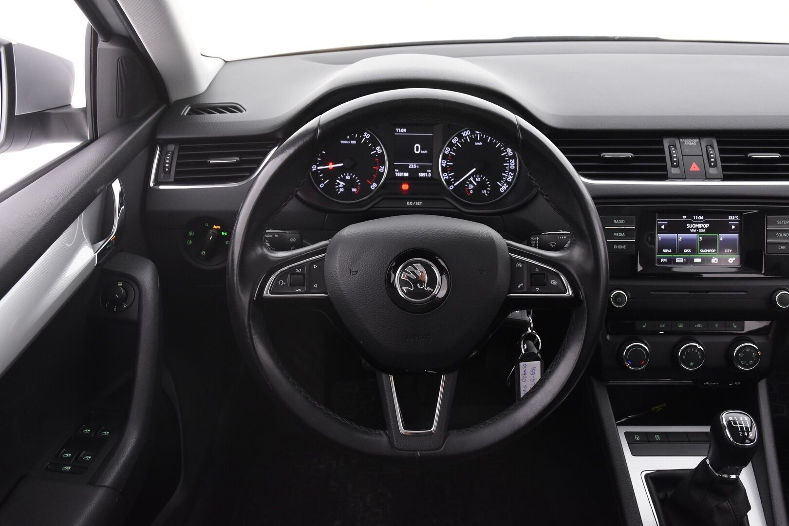Skoda Octavia 2016 Combi 1,0 TSI Ambition *Suomi-auto / Webasto / Bluetooth / P-Tutka takana / Vakkari * - * Todella raikas ja käytännöllinen Suomi-Auto! *