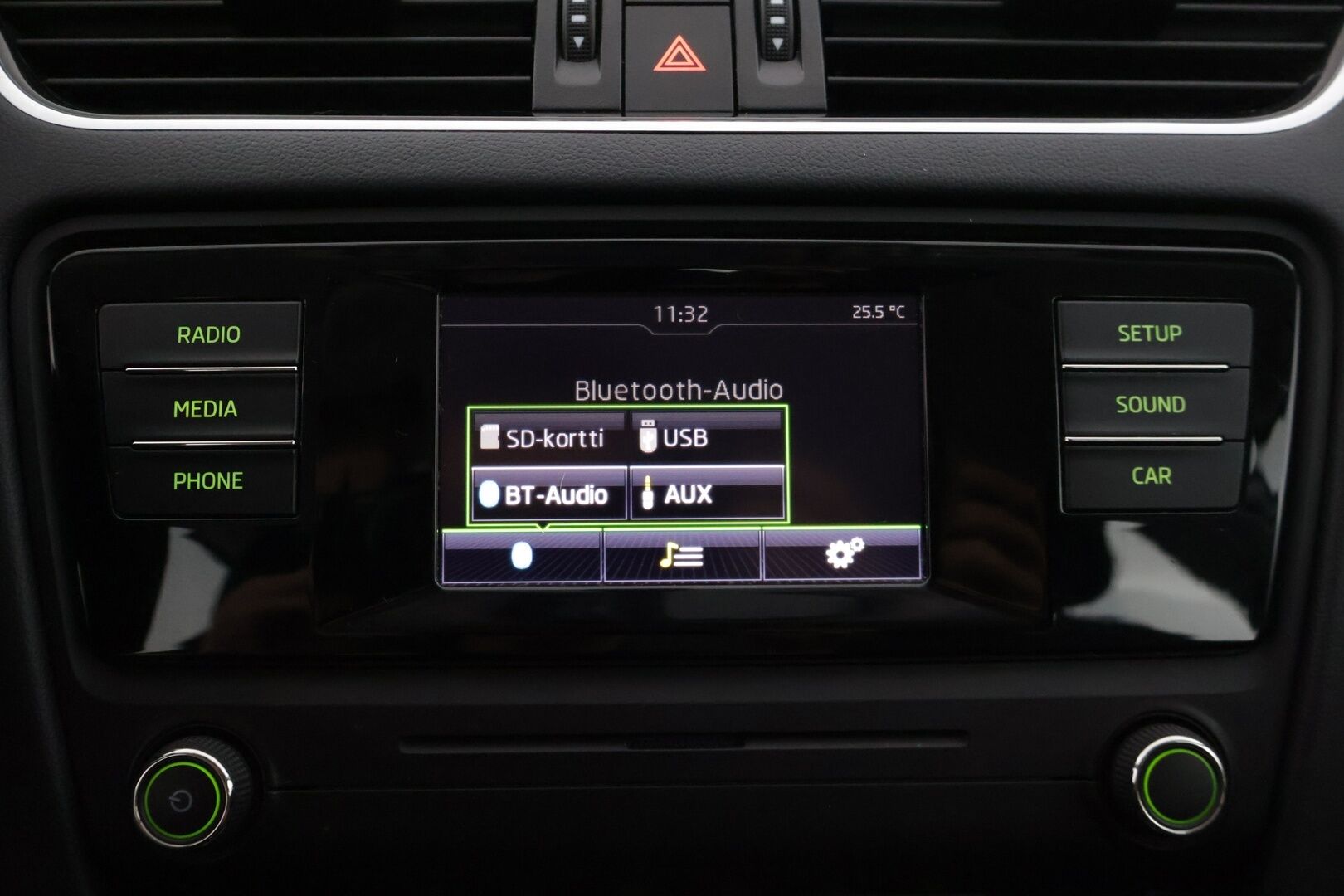 Skoda Octavia 2017 Combi 1,0 TSI Ambition *Suomi-auto / Webasto / Bluetooth / P-Tutka takana / Vakkari * - * Todella raikas ja käytännöllinen Suomi-Auto! *