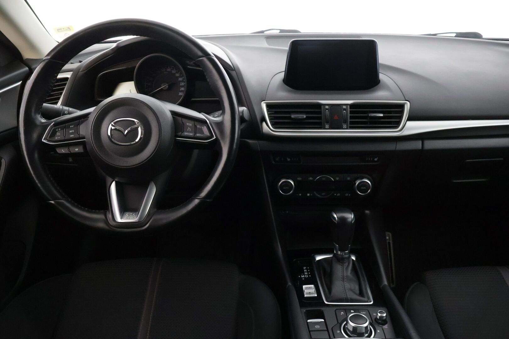 Mazda Mazda3 2018 5HB 2,0 (120) SKYACTIV-G Optimum 6AT 5ov BX2O - Blis / Ratinlämmitin / Vakionopeudensäädin / Isofix / Lohko ja sisätilanlämmitin / Suomi auto / 2x Avain / Ajotapavalitsin 