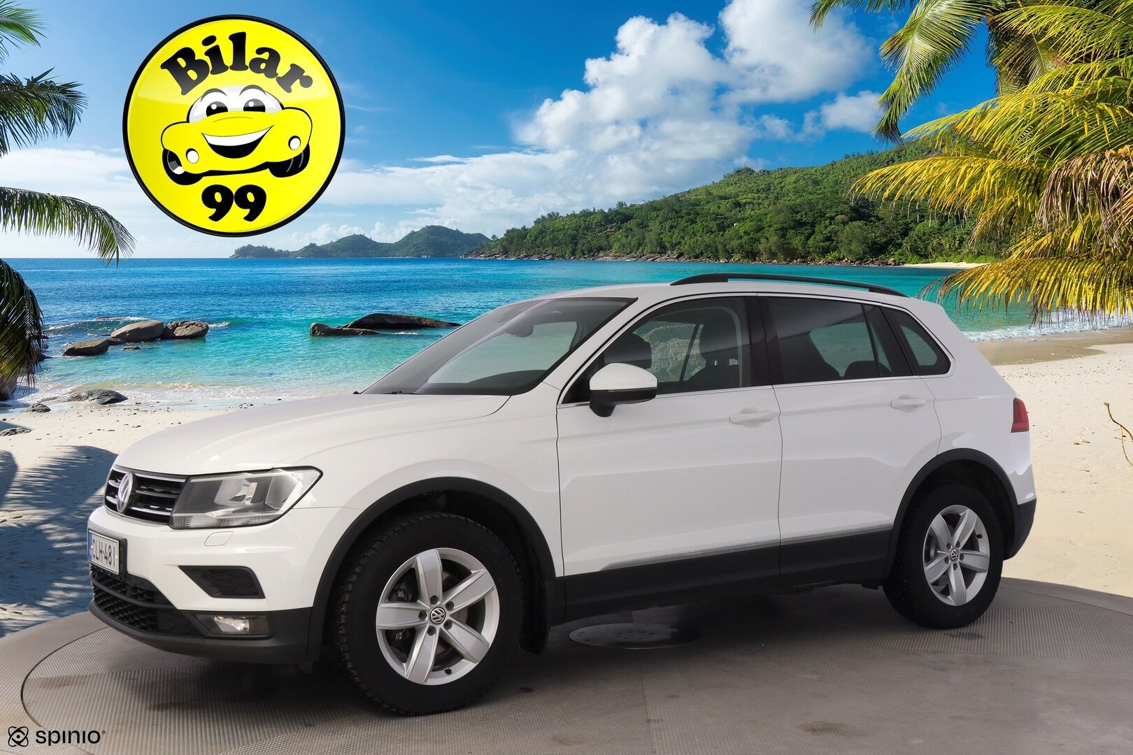 Volkswagen Tiguan 2018 Comfortline 2,0 TDI SCR 110 kW (150 hv) 4MOTION DSG Winter Edition *Webasto / ACC / Koukku / Parkkitutkat / Kaistavahti* - Kahdet renkaat ja VW-vanteet / Suomi-auto / Jakohihna vaihdettu - HULLUT AVAJAISHULINAT KORKOTARJOUS 3,29 %