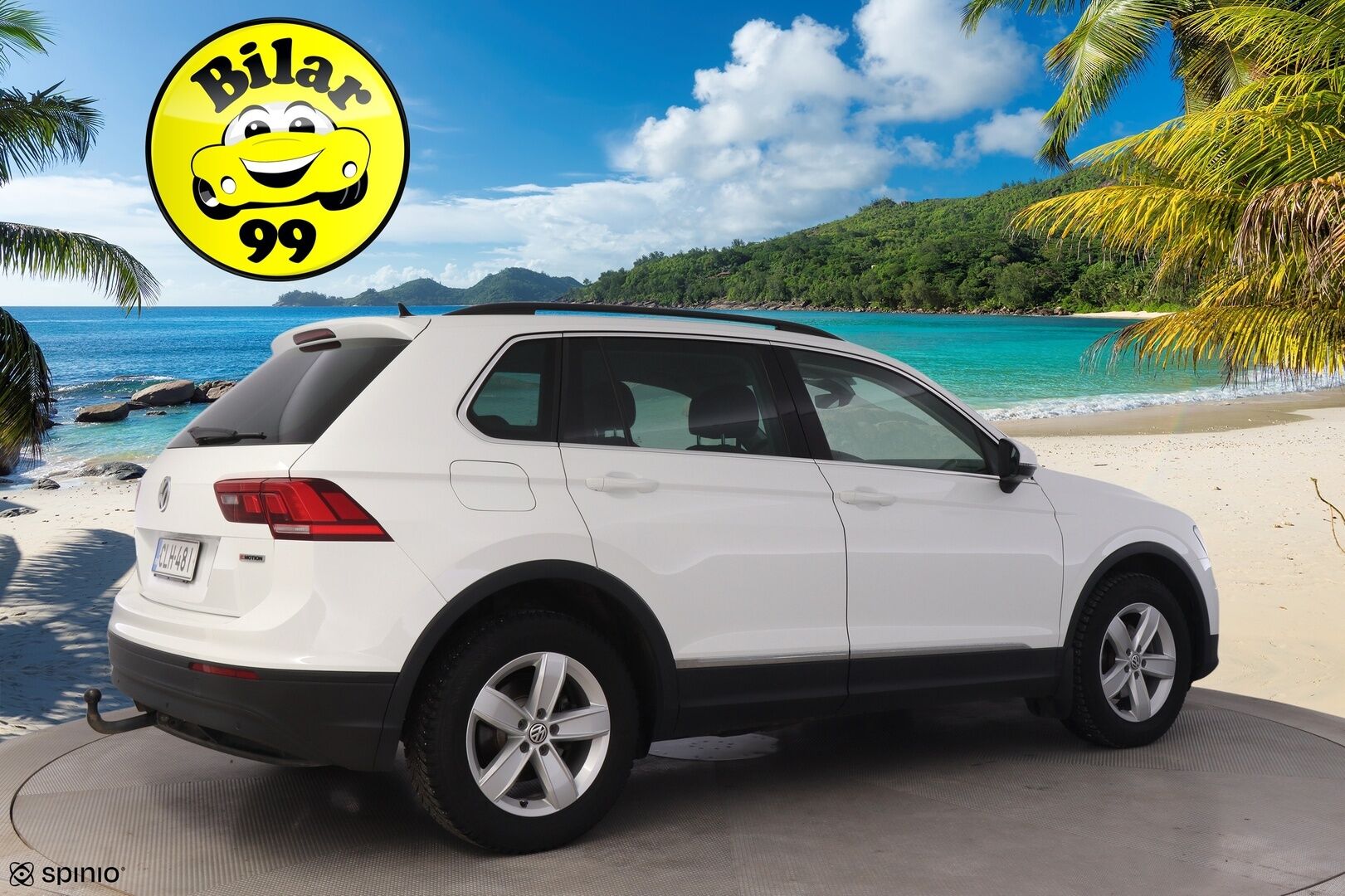 Volkswagen Tiguan 2018 Comfortline 2,0 TDI SCR 110 kW (150 hv) 4MOTION DSG Winter Edition *Webasto / ACC / Koukku / Parkkitutkat / Kaistavahti* - Kahdet renkaat ja VW-vanteet / Suomi-auto / Jakohihna vaihdettu - HULLUT AVAJAISHULINAT KORKOTARJOUS 3,29 %