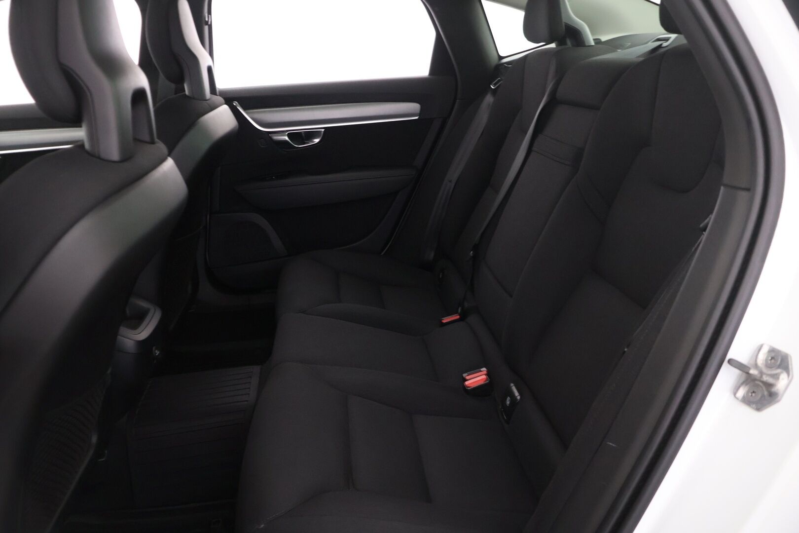 Volvo S90 2018 D3 Business aut - *Ilman AD-BLUE | Suomi-auto | Pilot Assist | Webasto | Carplay | Koukku | 2x renkaat*