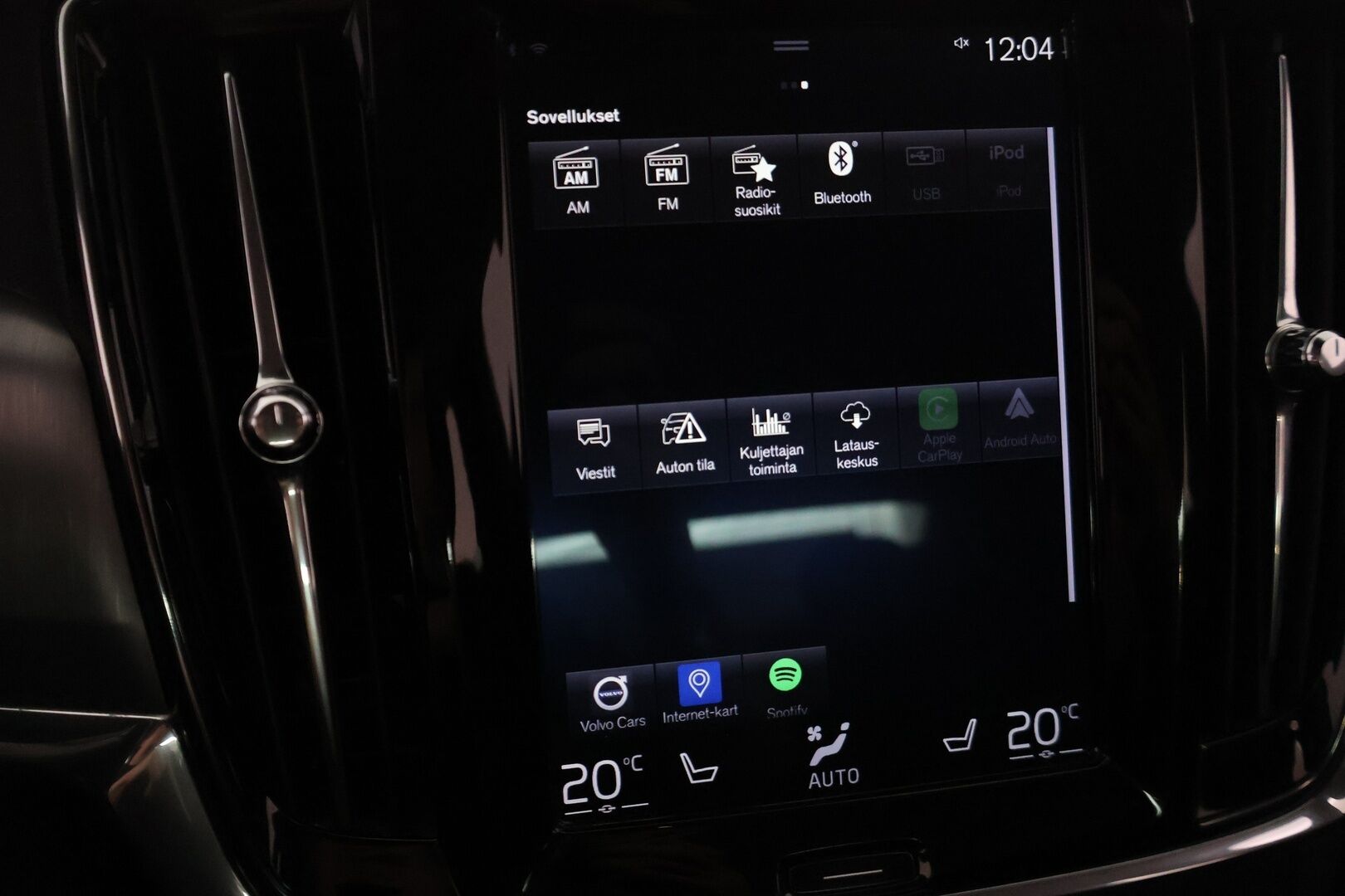 Volvo S90 2018 D3 Business aut - *Ilman AD-BLUE | Suomi-auto | Pilot Assist | Webasto | Carplay | Koukku | 2x renkaat*