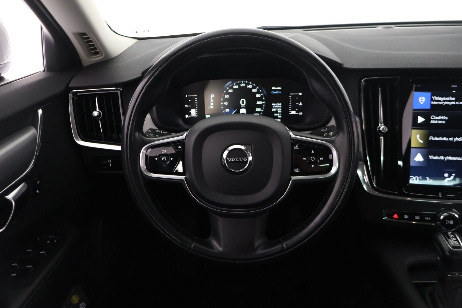 Volvo S90 2018 D3 Business aut - *Ilman AD-BLUE | Suomi-auto | Pilot Assist | Webasto | Carplay | Koukku | 2x renkaat*