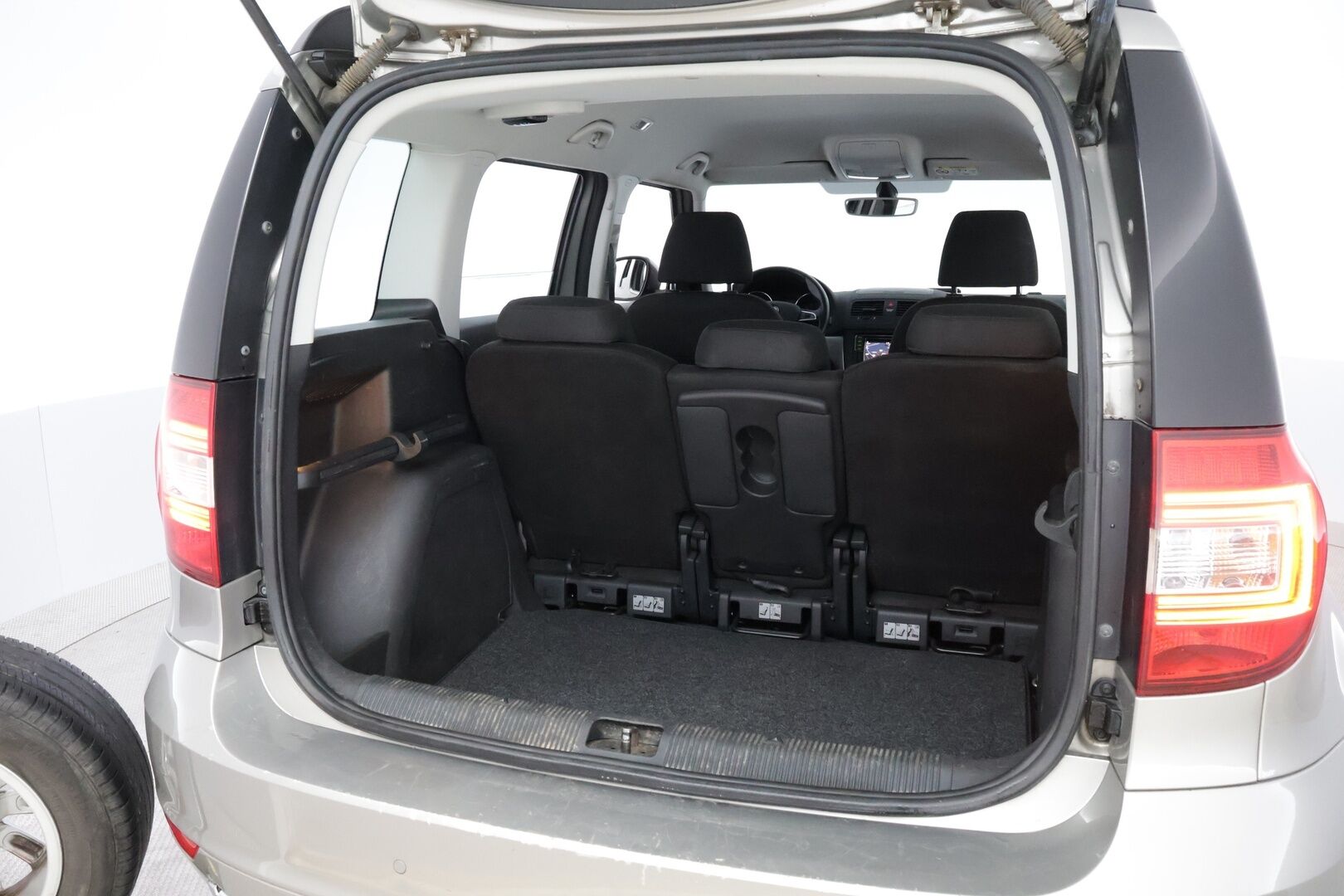 Skoda Yeti 2016 1,2 TSI Ambition DSG Autom. * Suomiauto / Peruutuskamera / Vakkari / Ilmastointi / Jakopää juuri tehty! - Juuri huollettu / Juuri tullut Tampereelle!