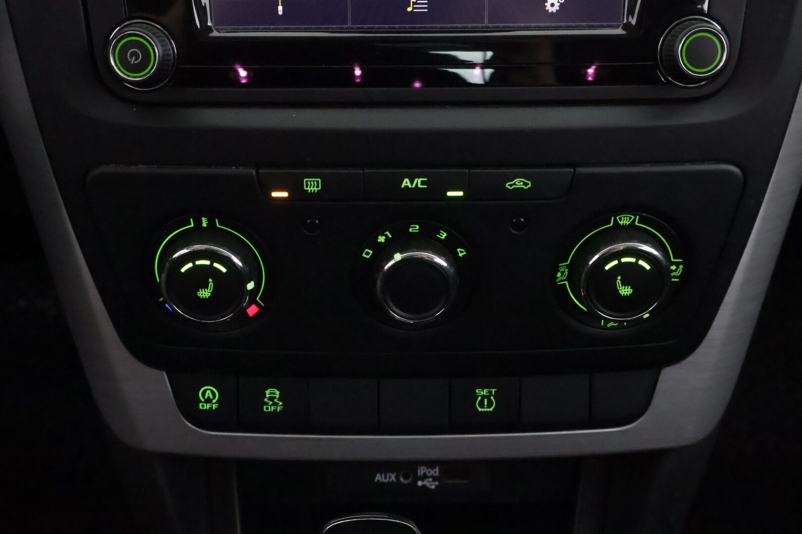 Skoda Yeti 2016 1,2 TSI Ambition DSG Autom. * Suomiauto / Peruutuskamera / Vakkari / Ilmastointi / Jakopää juuri tehty! - Juuri huollettu / Juuri tullut Tampereelle!