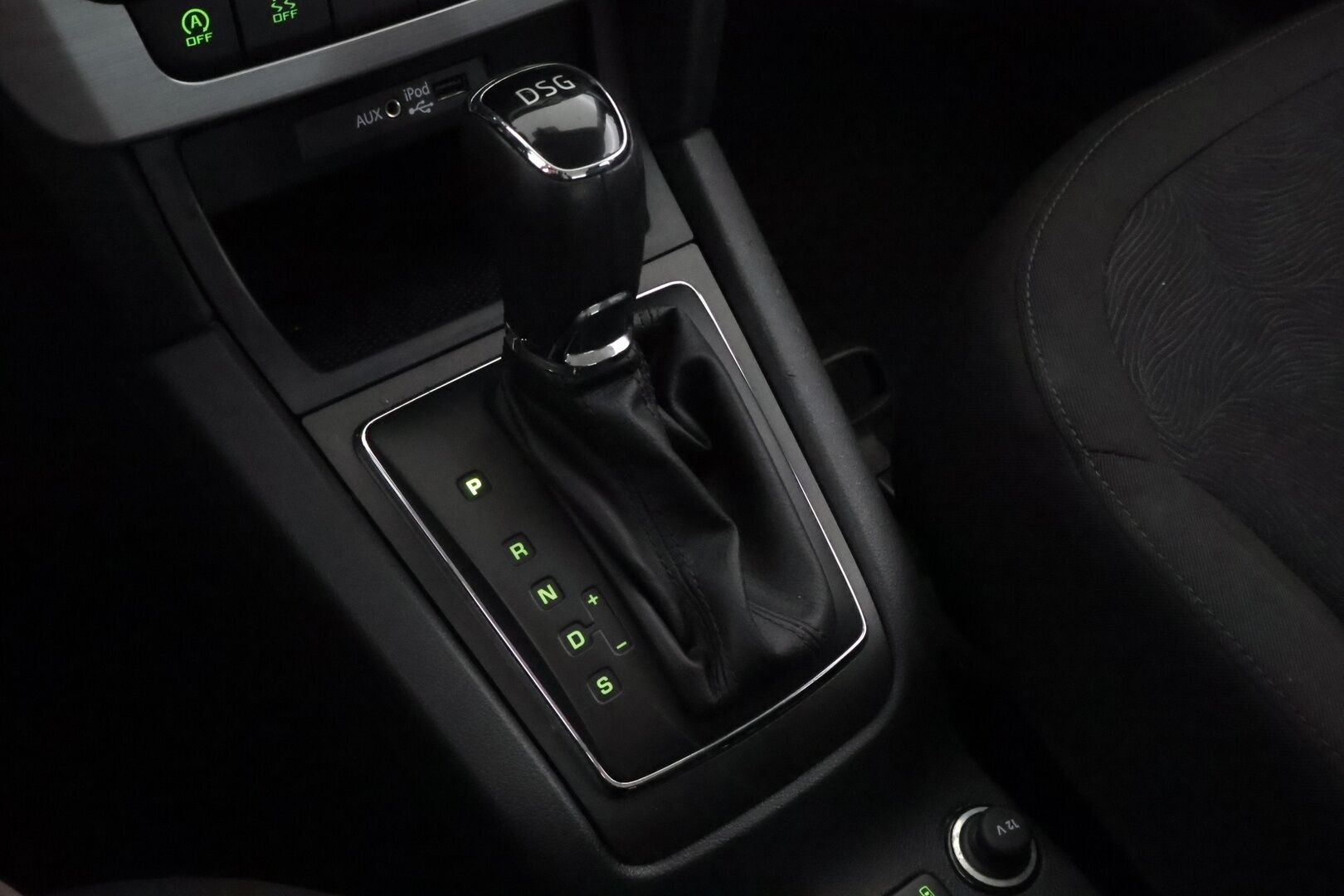 Skoda Yeti 2016 1,2 TSI Ambition DSG Autom. * Suomiauto / Peruutuskamera / Vakkari / Ilmastointi / Jakopää juuri tehty! - Juuri huollettu / Juuri tullut Tampereelle!